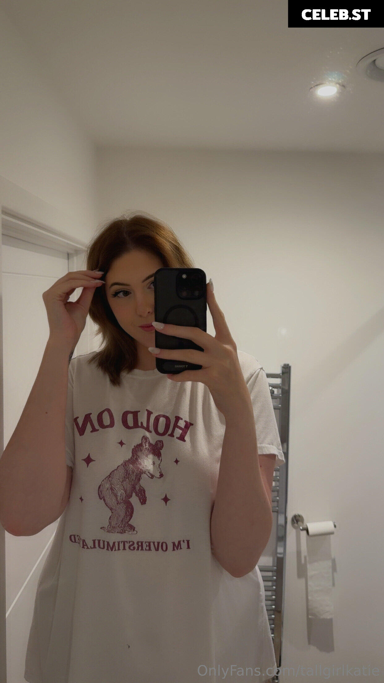 Katie Woolls / tallgirlkatie Image 23893506