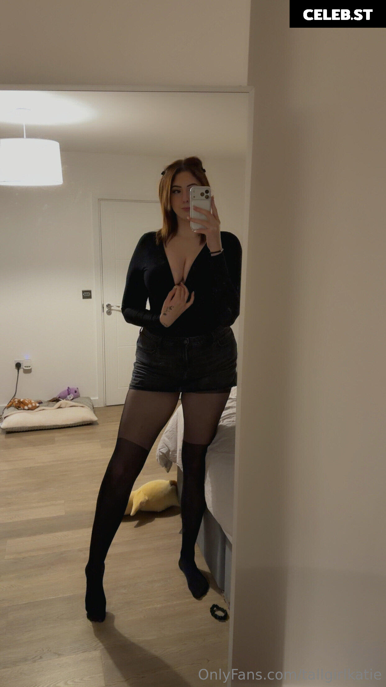 Katie Woolls / tallgirlkatie Image 23893564