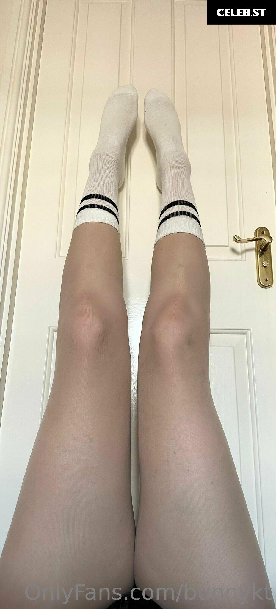 Katie Woolls / tallgirlkatie Image 23893248