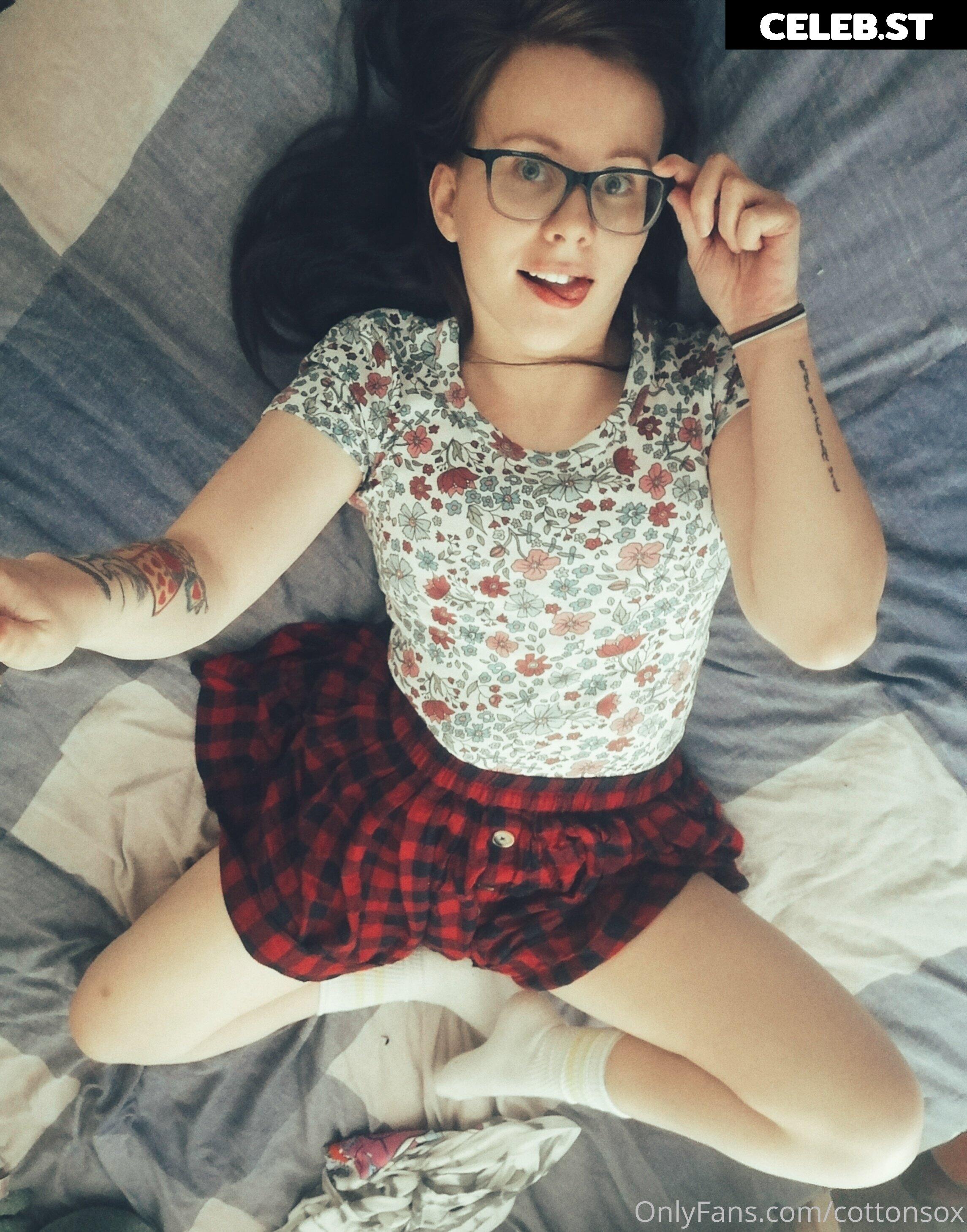 Alice Cotton Sox Image 23885915