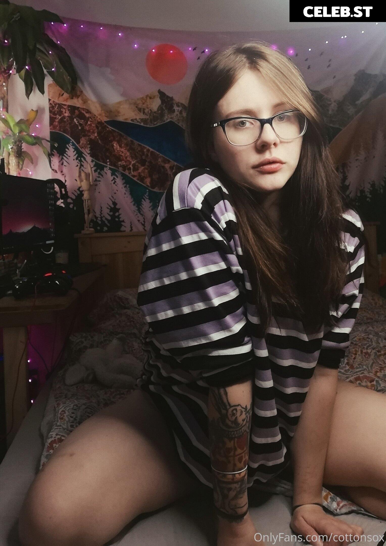 Alice Cotton Sox Image 23885885