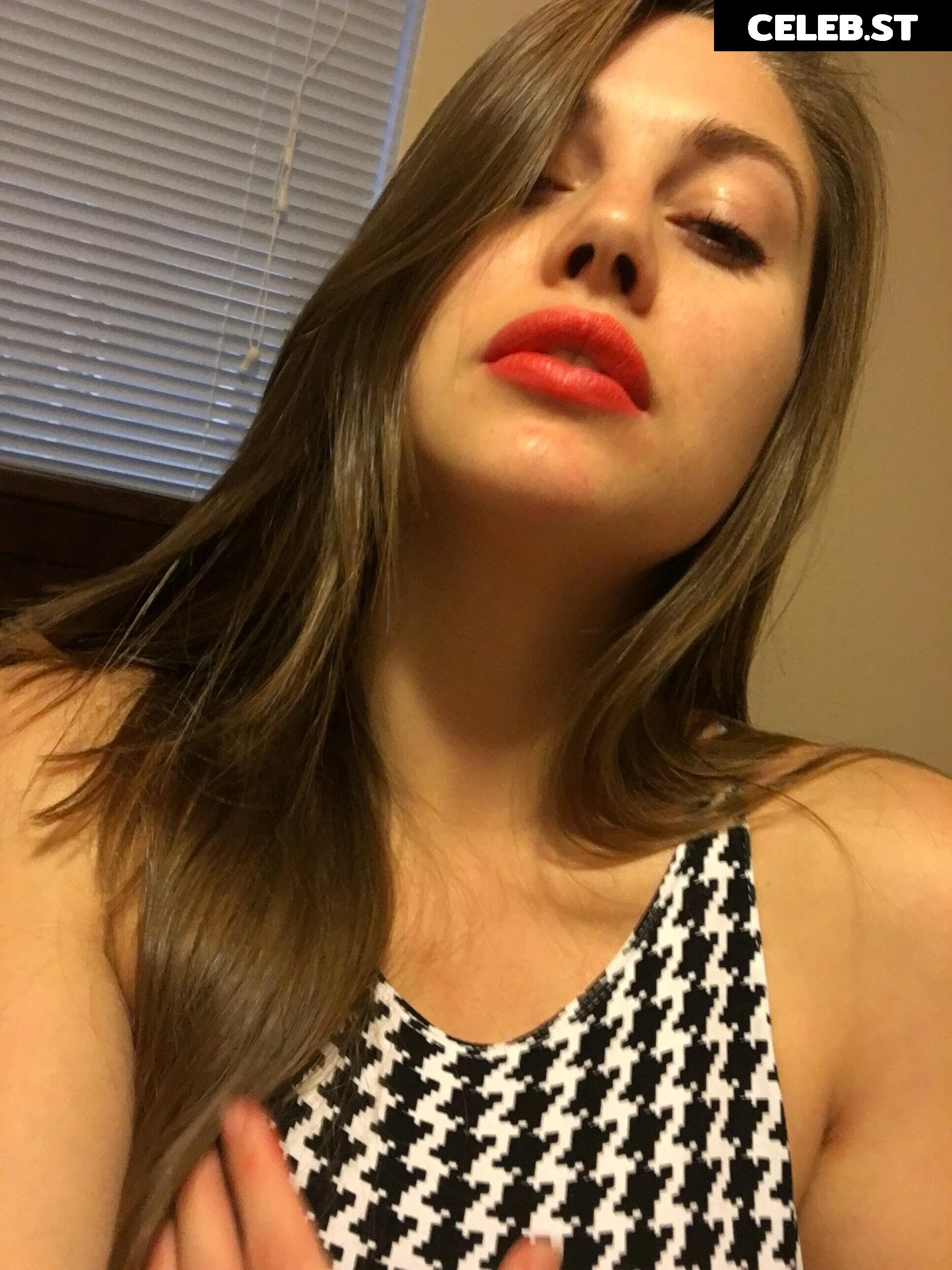 Lillias Right Image 23887125