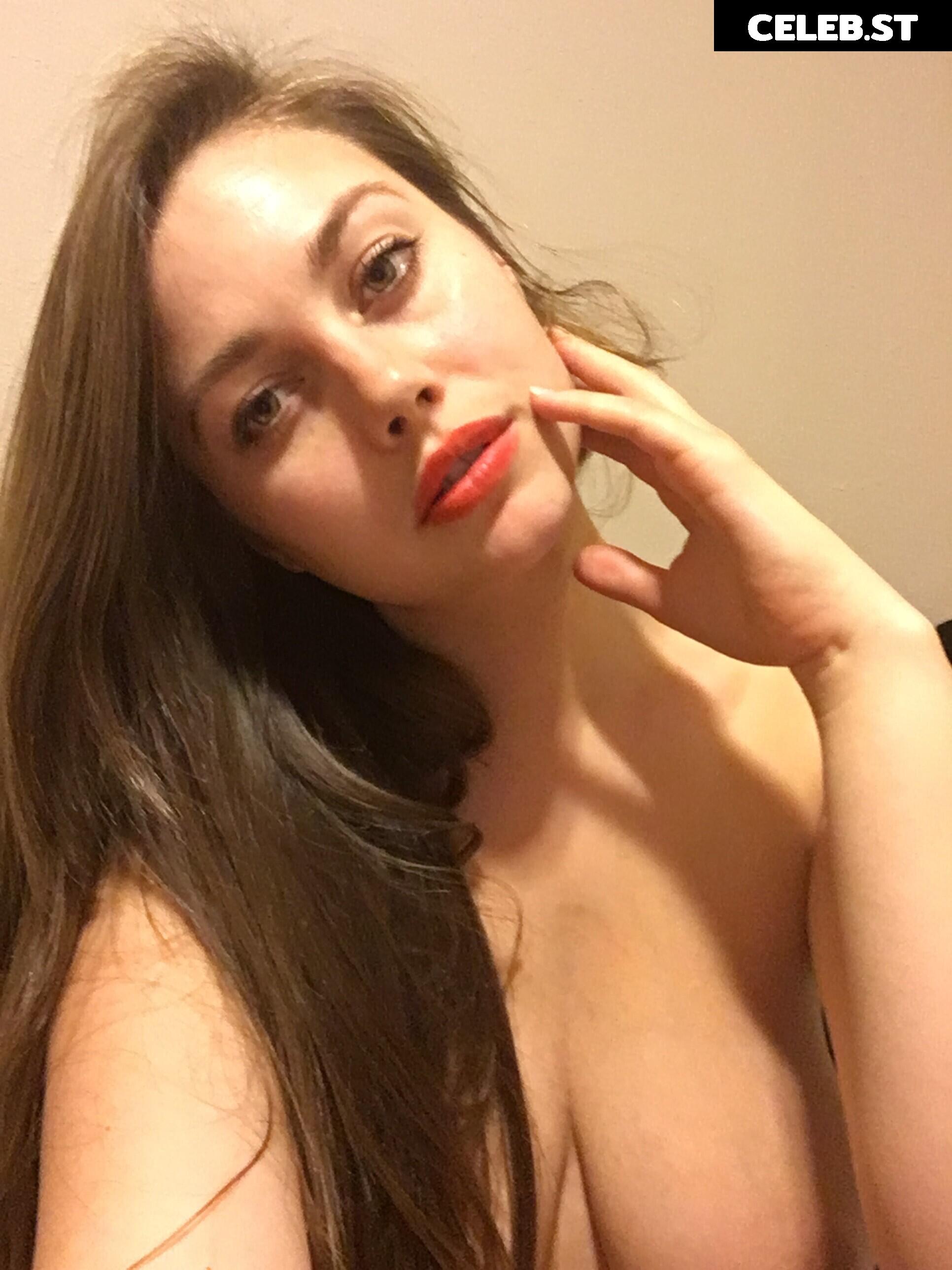 Lillias Right Image 23887106