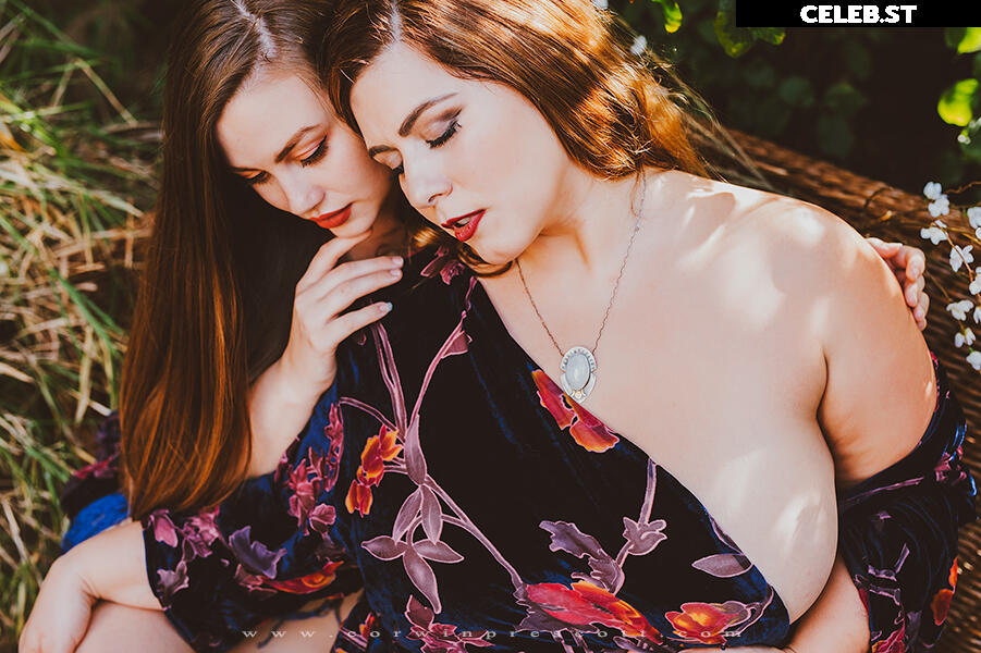 Lillias Right Image 23887030