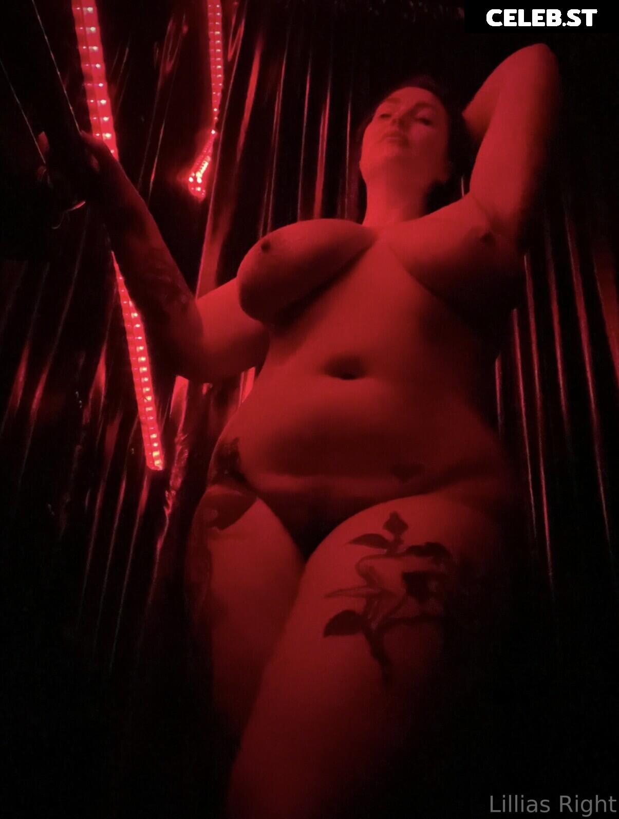 Lillias Right Image 23887339