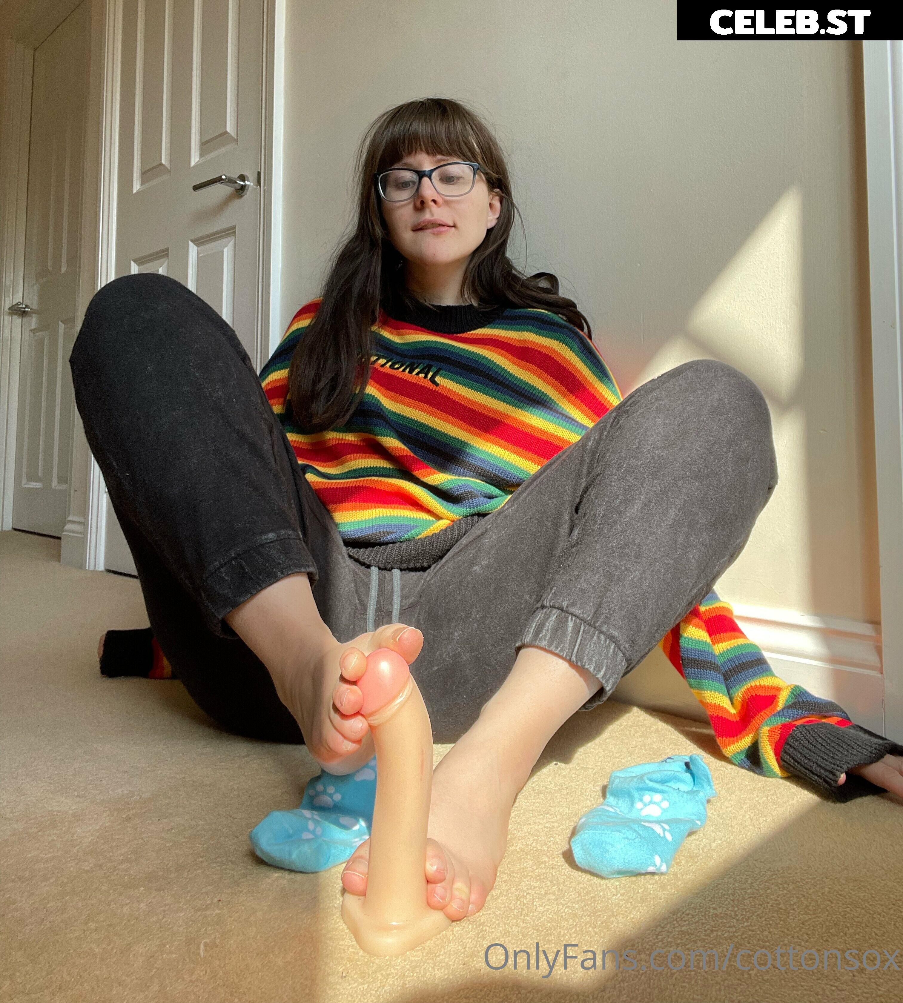 Alice Cotton Sox Image 23886540