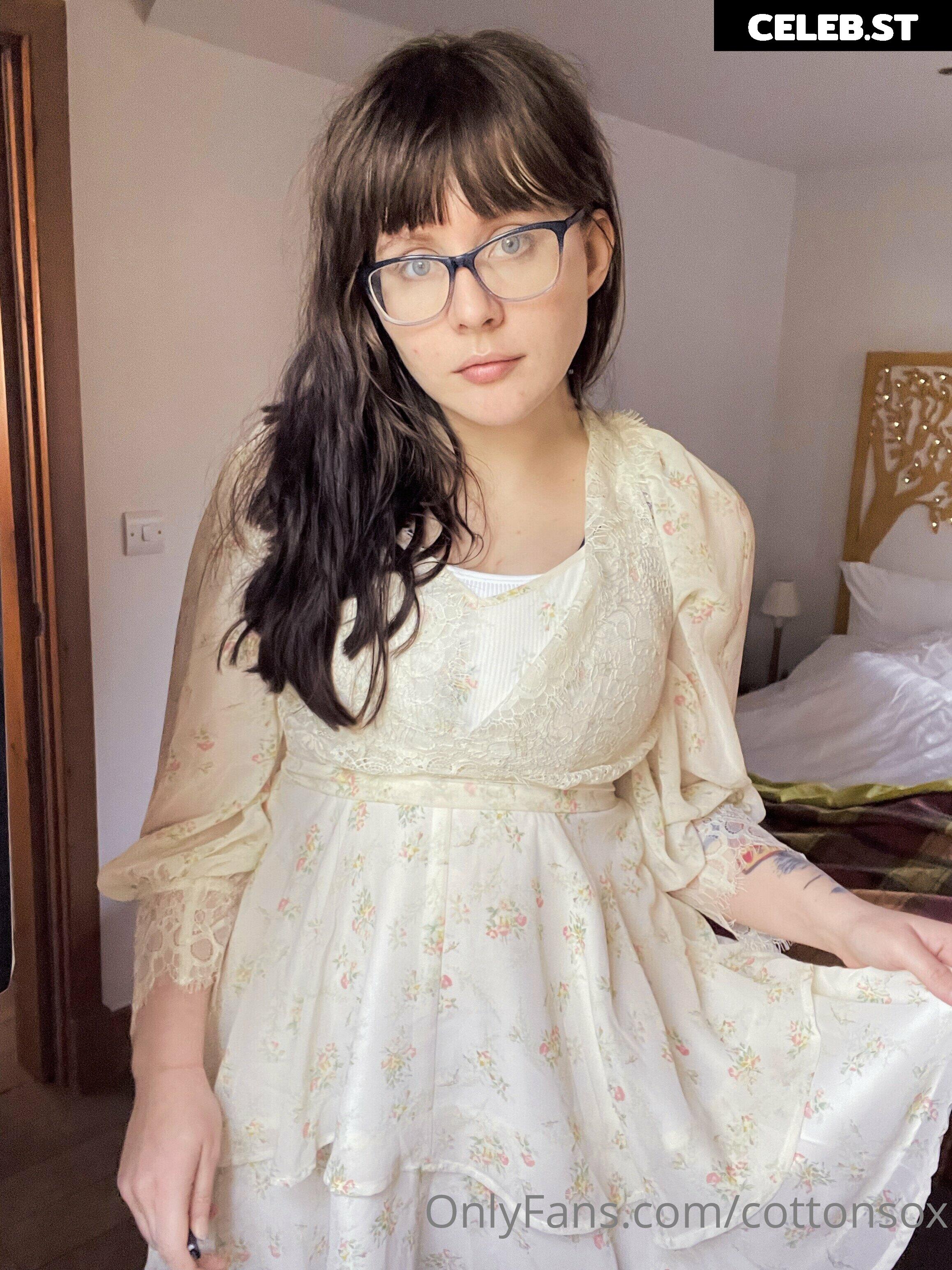 Alice Cotton Sox Image 23886440