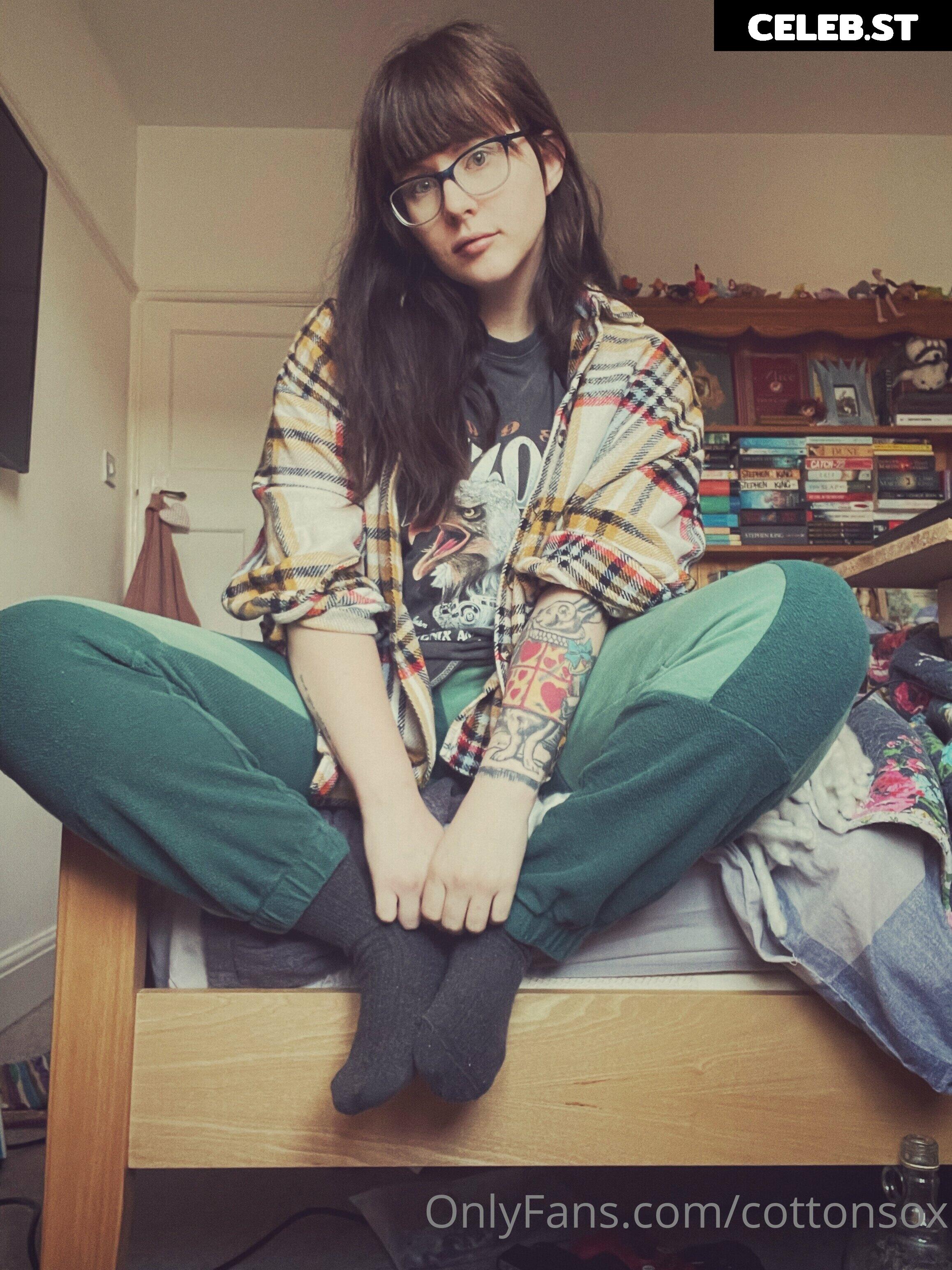 Alice Cotton Sox Image 23886255