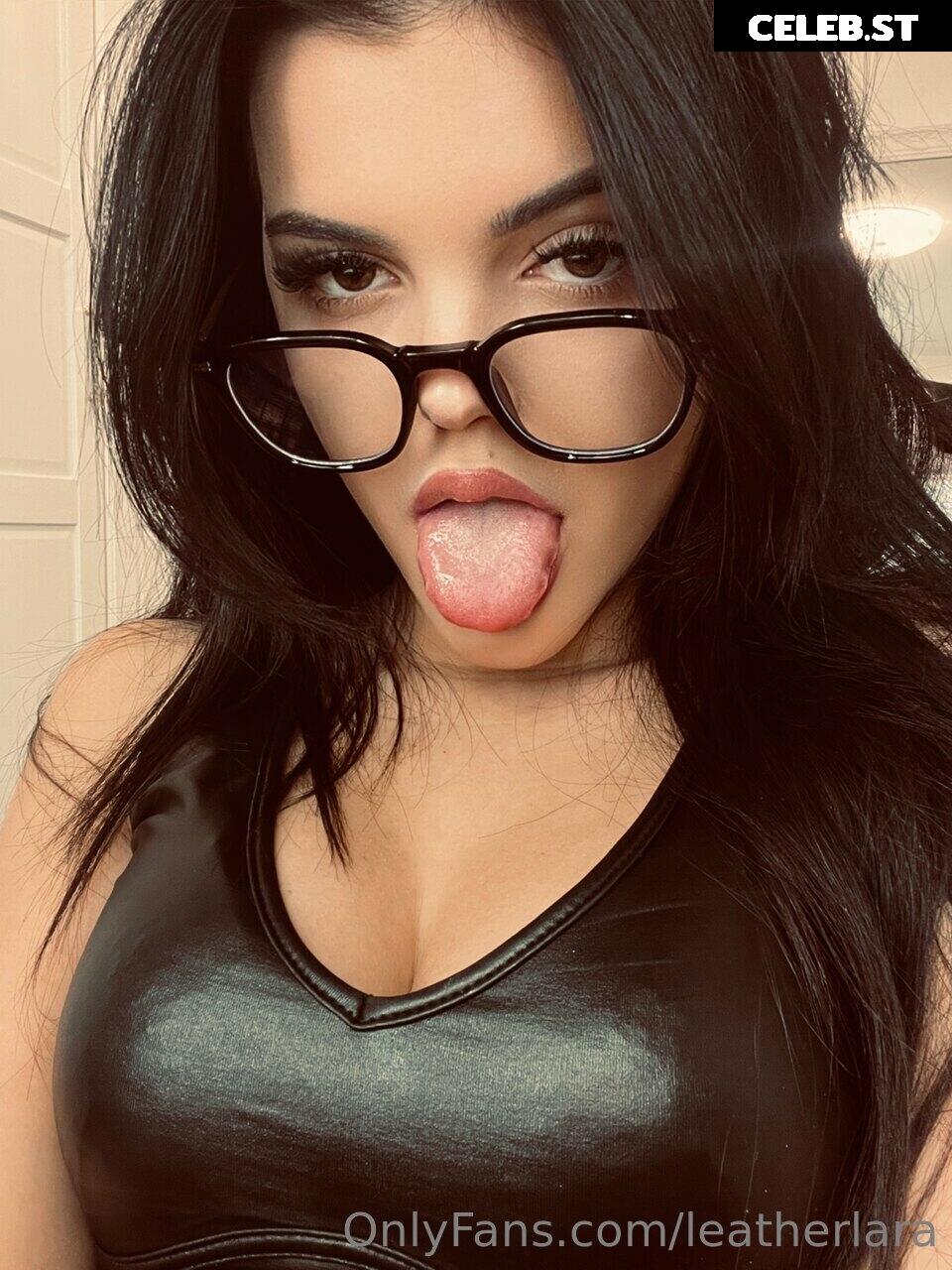 Lara Winter Image 2374459