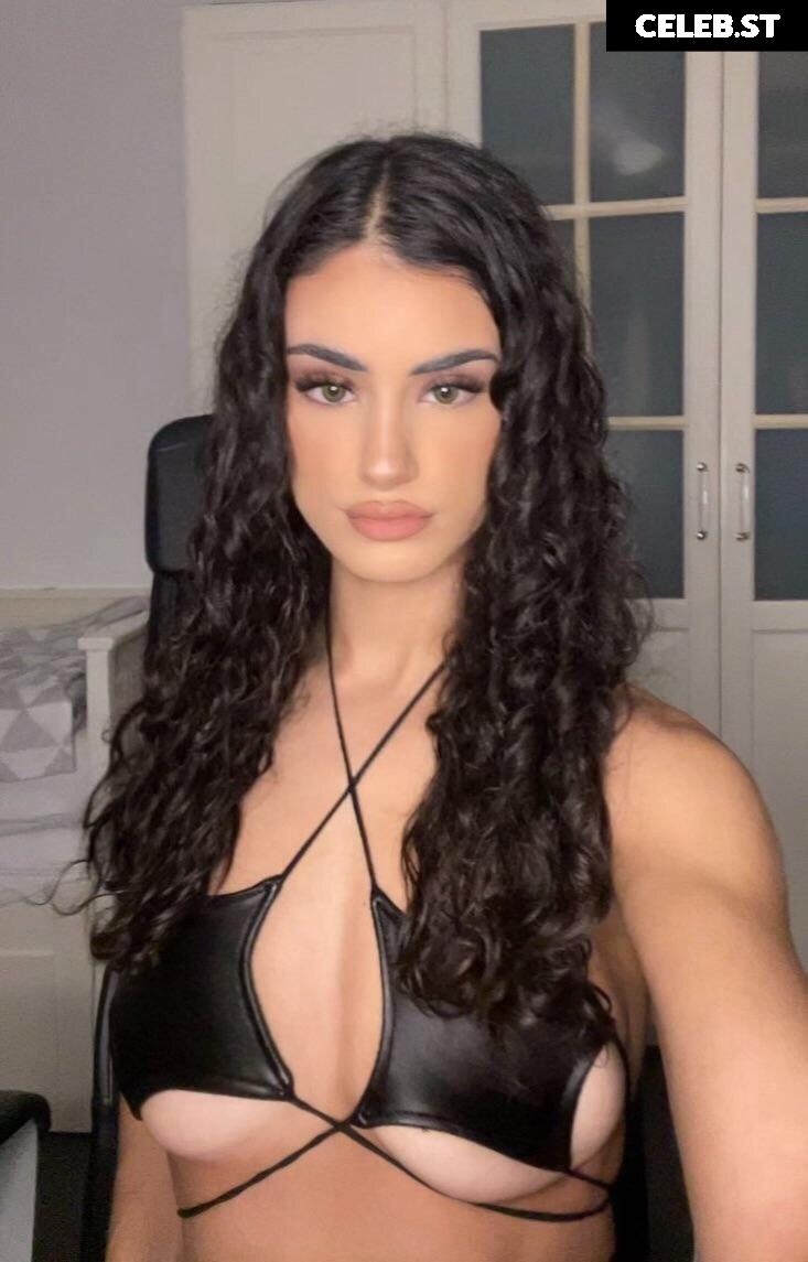 Simotshka Image 2372713