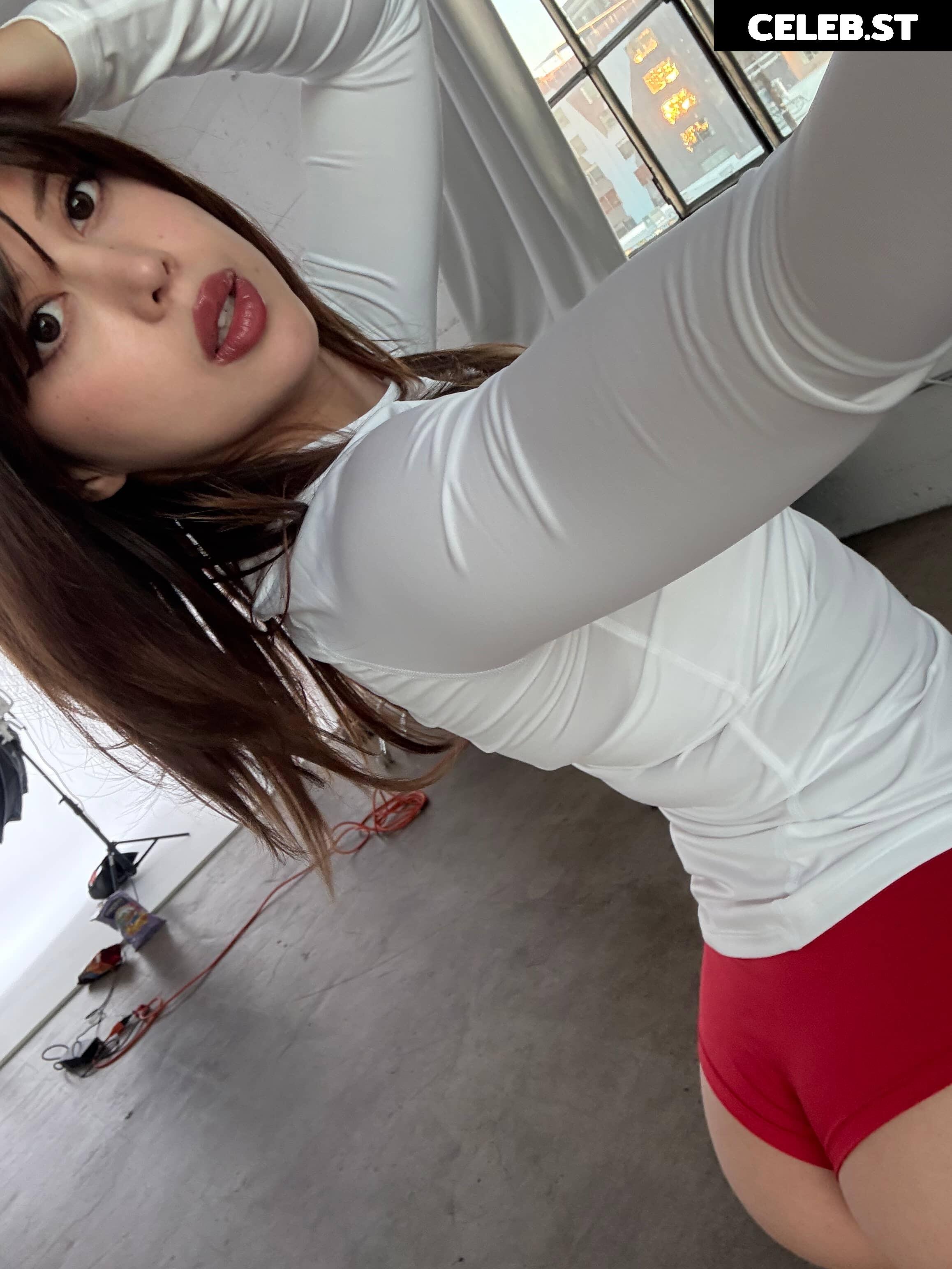 Syanne Image 23795507