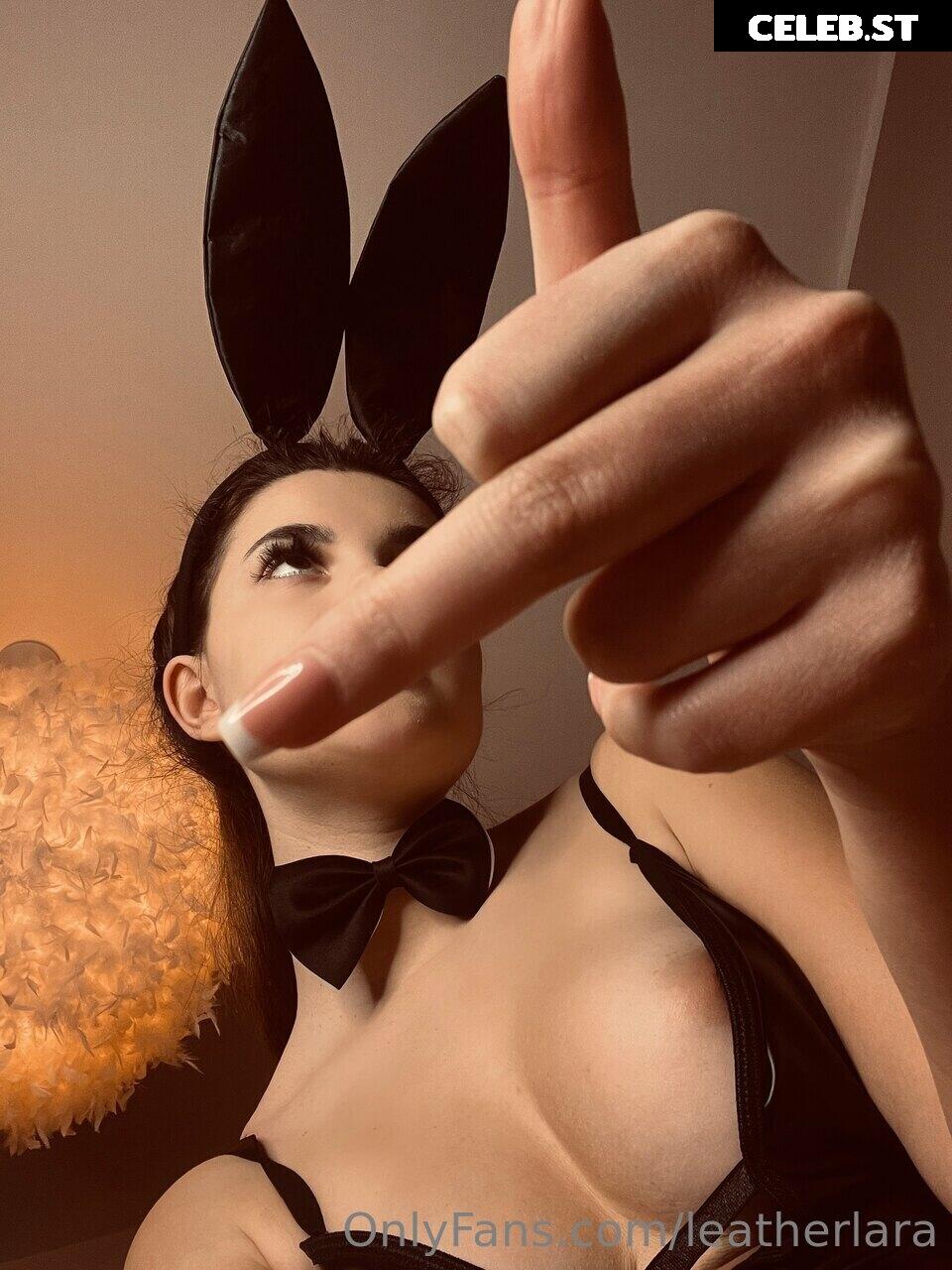 Lara Winter Image 2378371