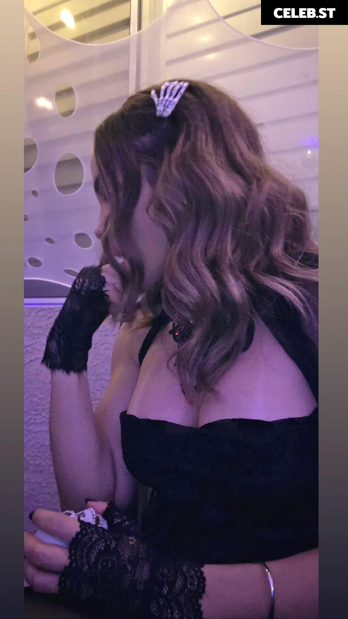 Melissa Santos Image 23658778
