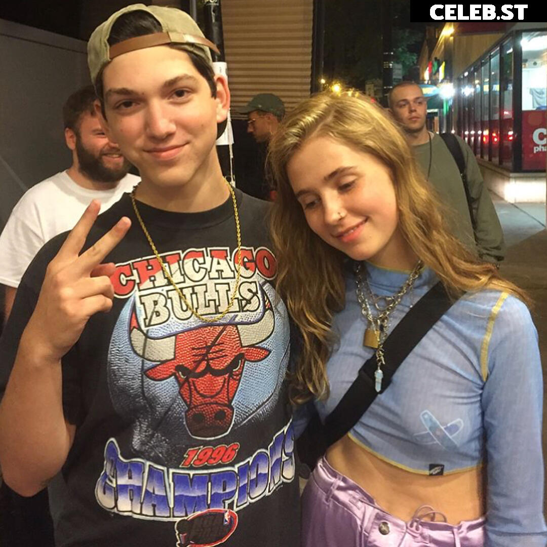 Clairo | Claire Cottrill Image 23658130