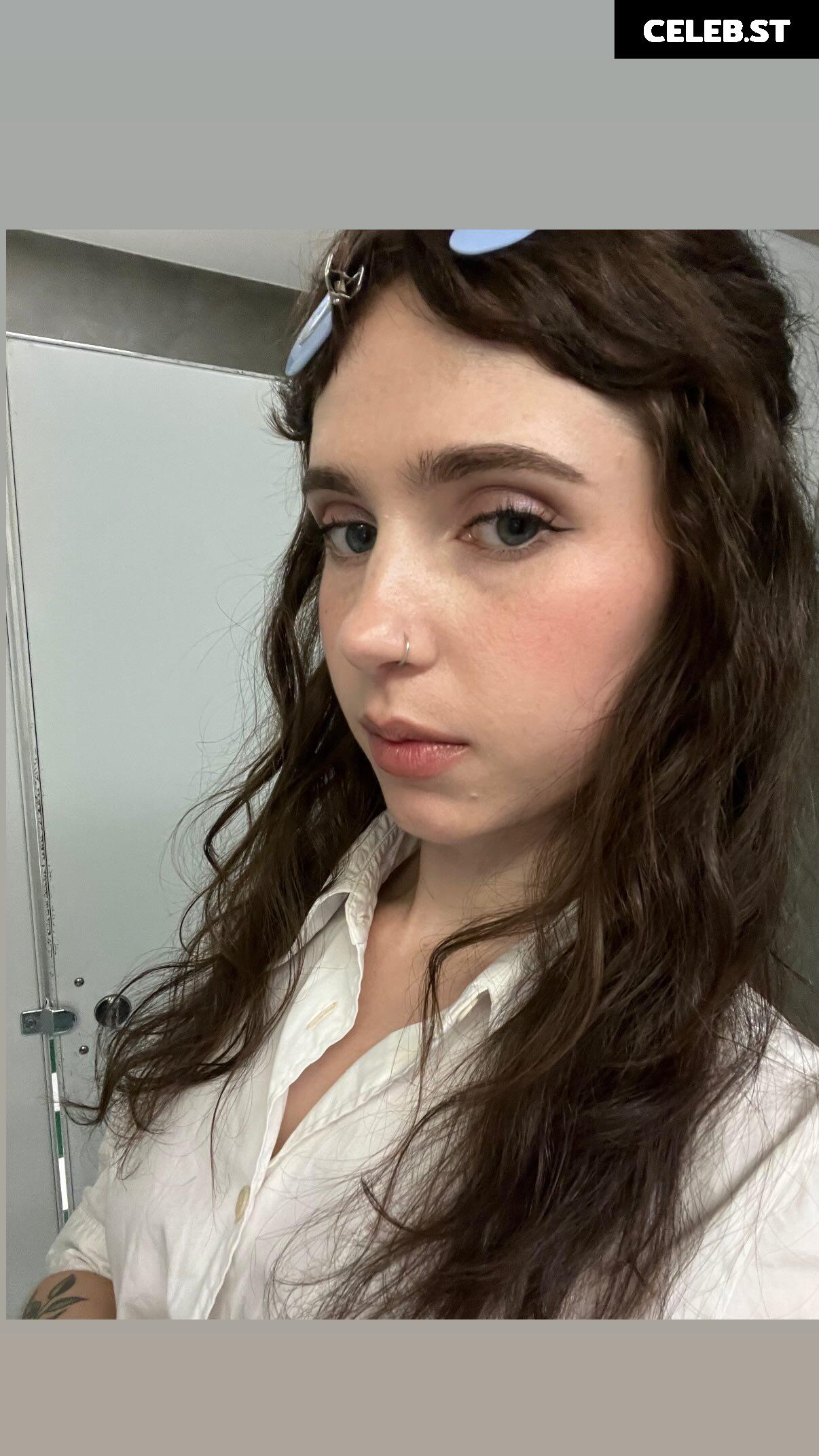 Clairo | Claire Cottrill Image 23658140
