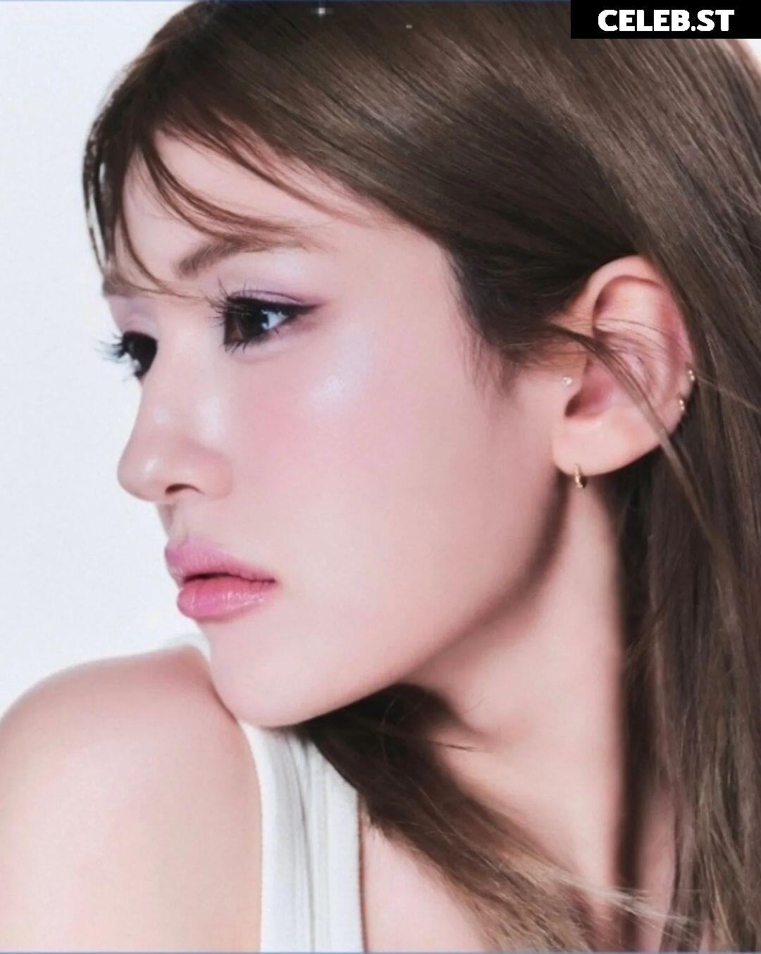 Jeon Somi/ENNIK SOMI Image 23658229