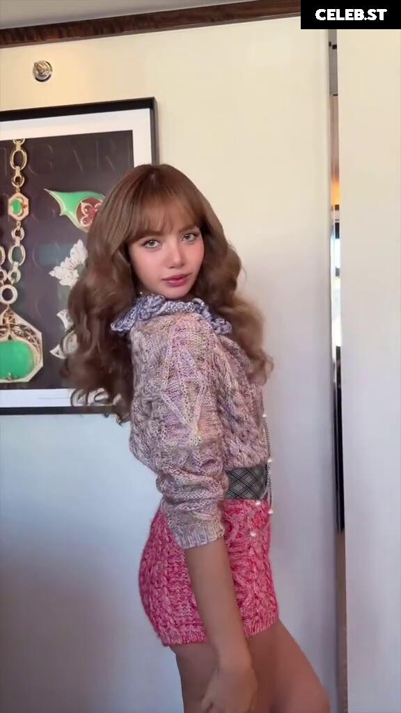 Lisa | BLΛƆKPIИK (Blackpink) Image 23657922