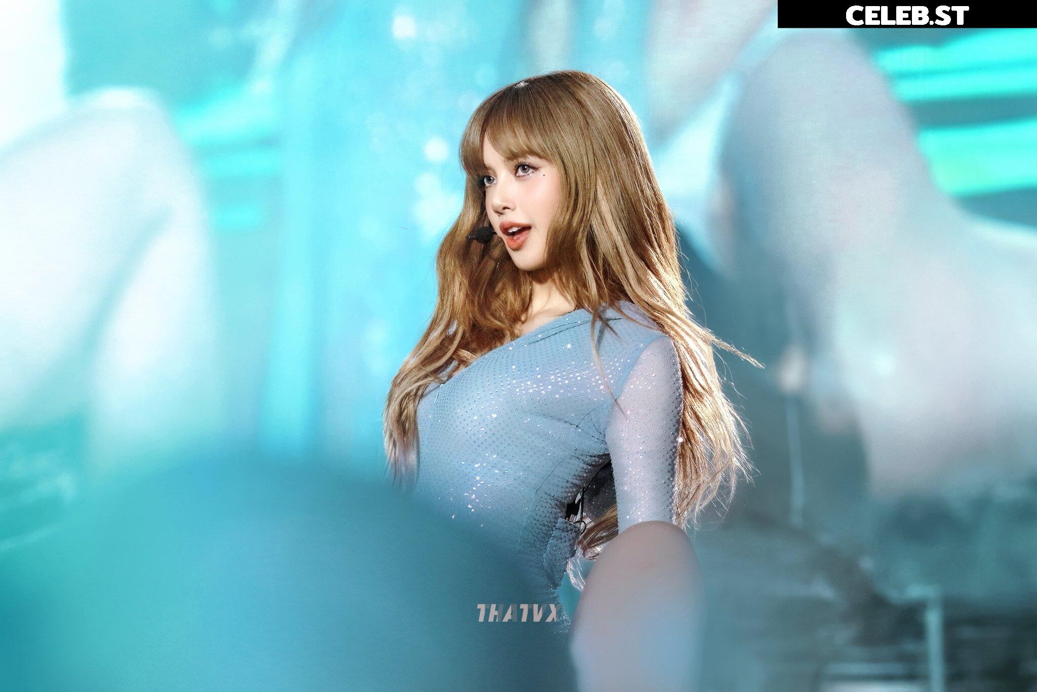 Lisa | BLΛƆKPIИK (Blackpink) Image 23657515