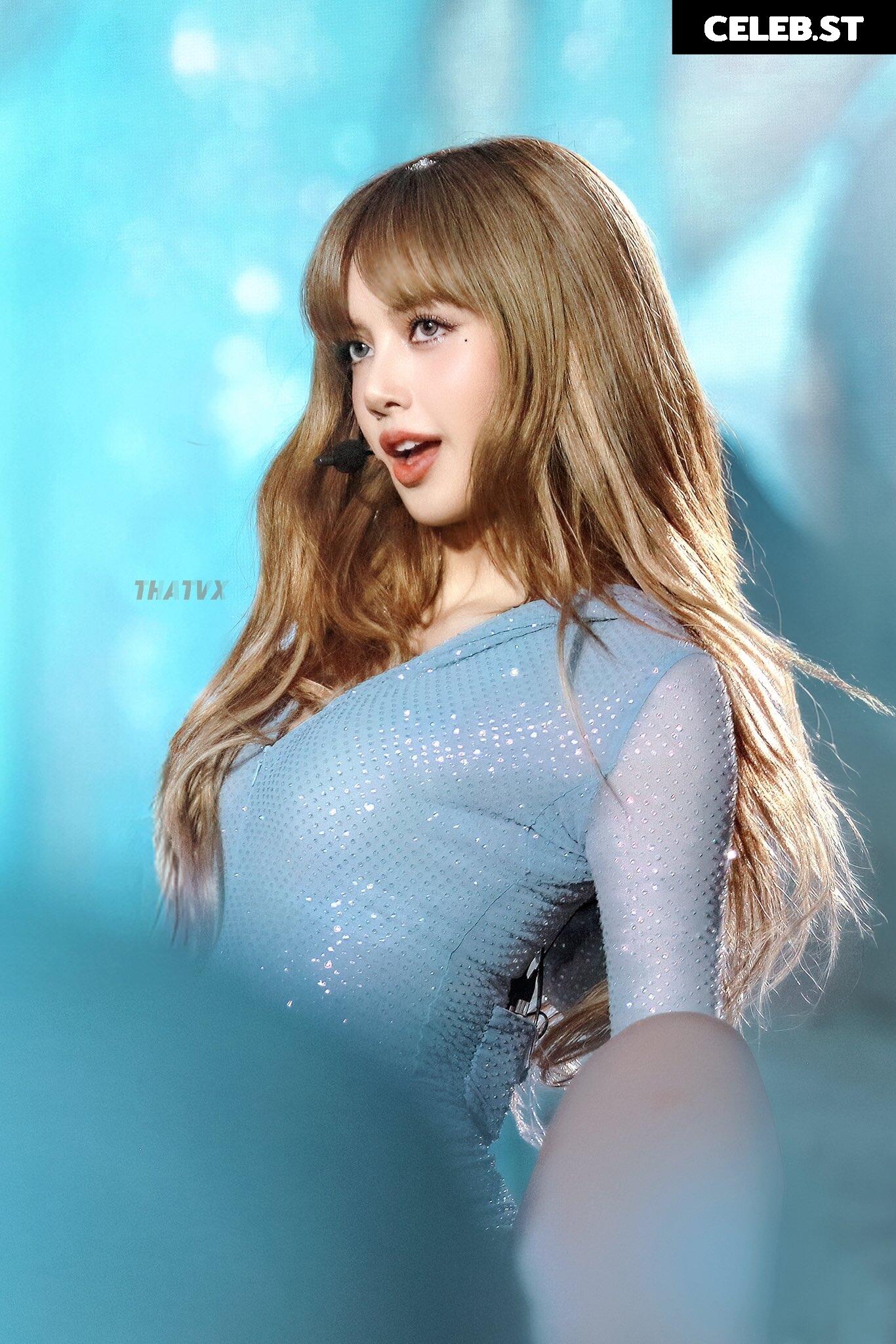 Lisa | BLΛƆKPIИK (Blackpink) Image 23657514