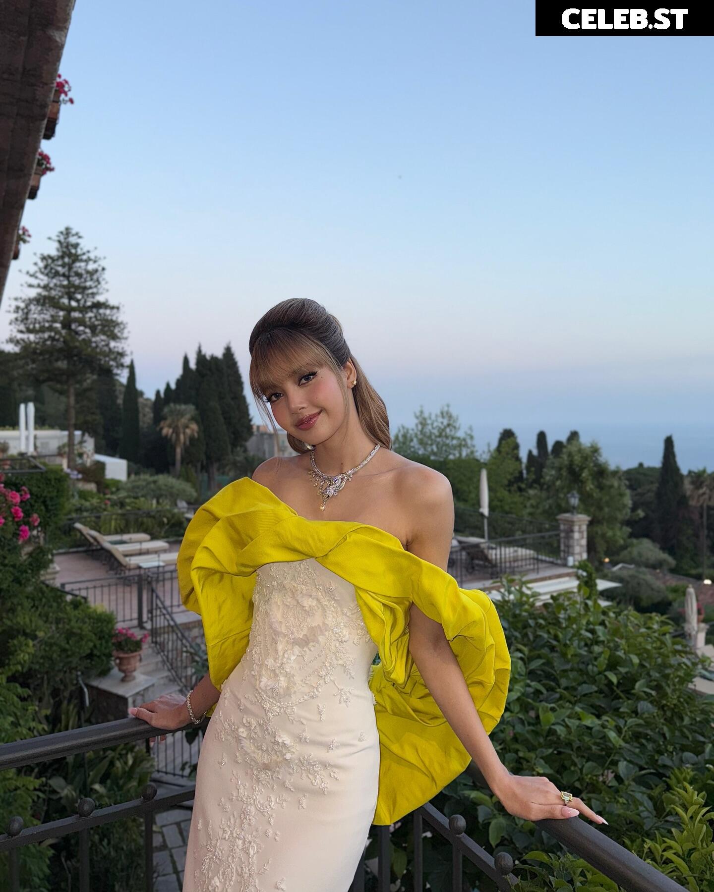 Lisa | BLΛƆKPIИK (Blackpink) Image 23657412