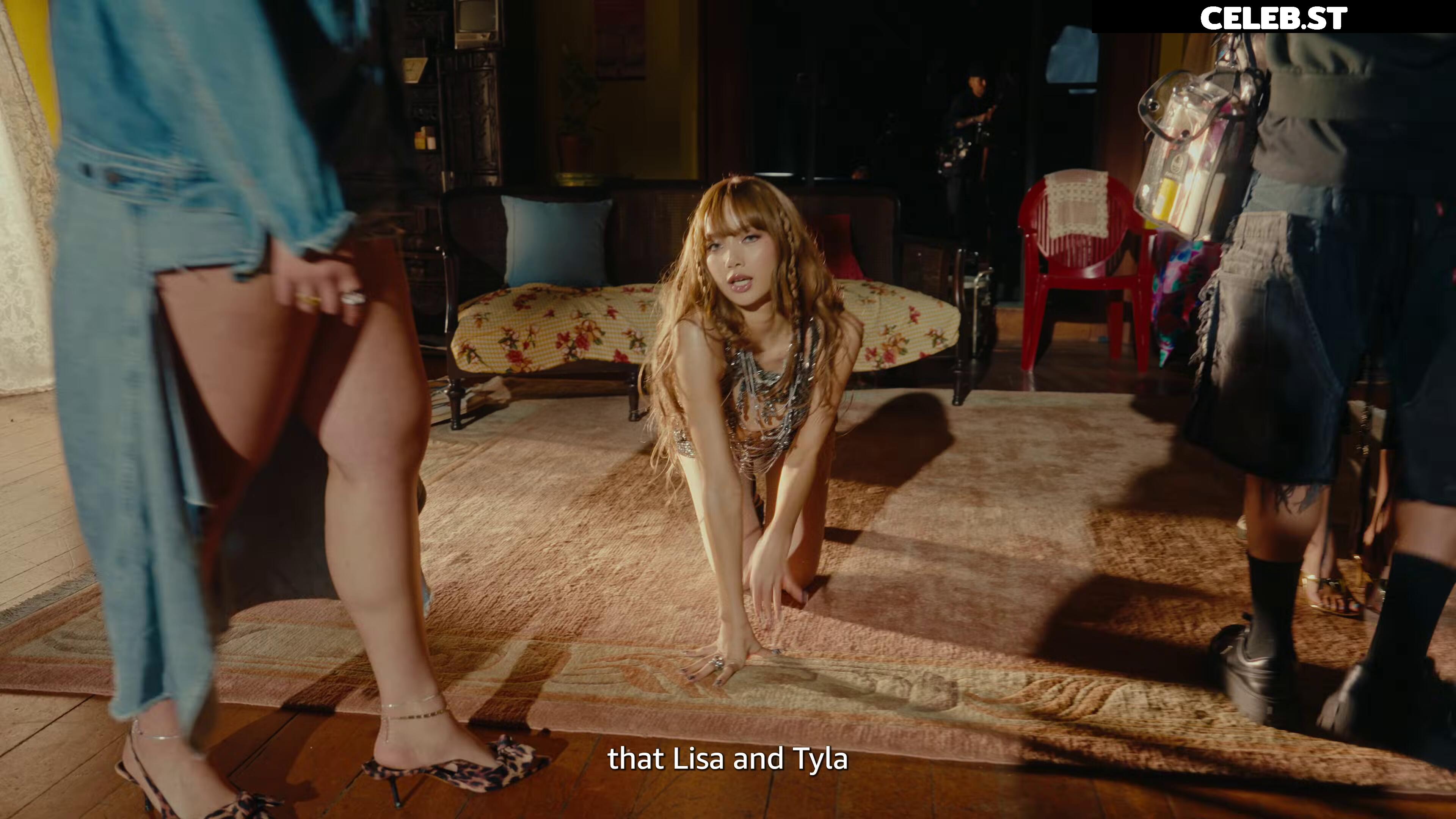 Lisa | BLΛƆKPIИK (Blackpink) Image 23657437