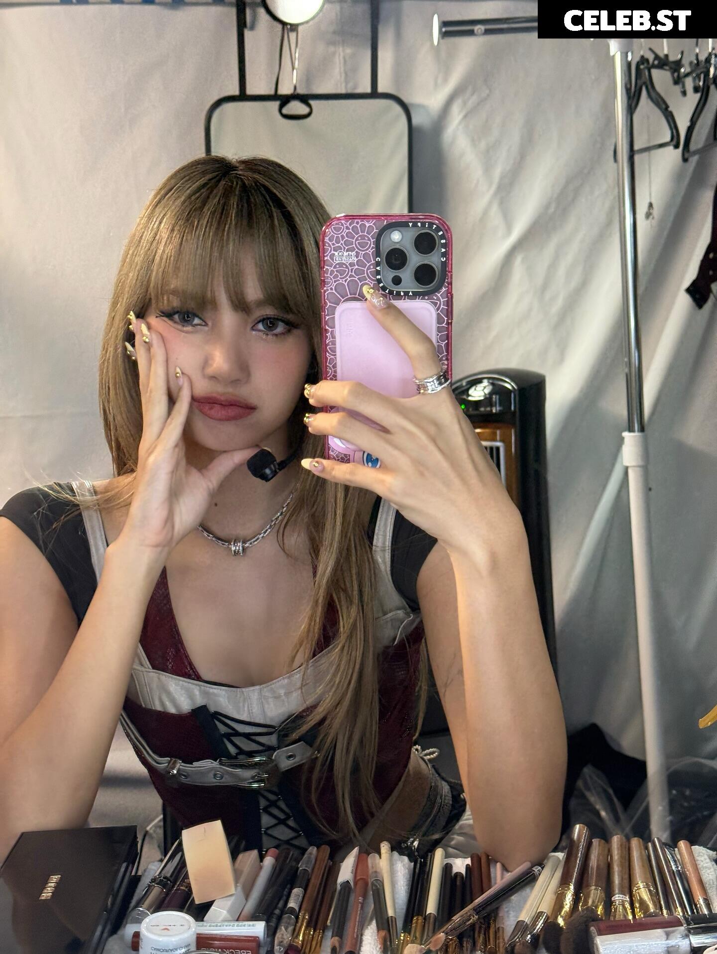 Lisa | BLΛƆKPIИK (Blackpink) Image 23657462