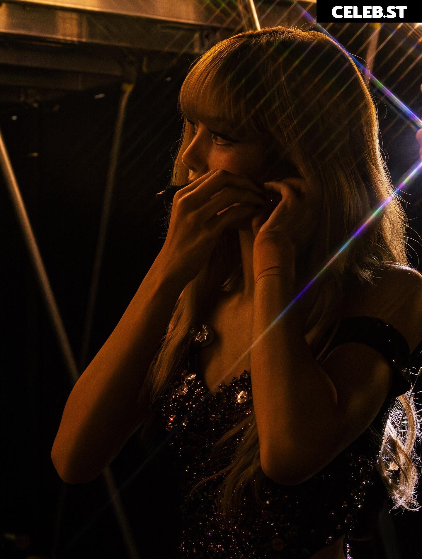 Lisa | BLΛƆKPIИK (Blackpink) Image 23657614