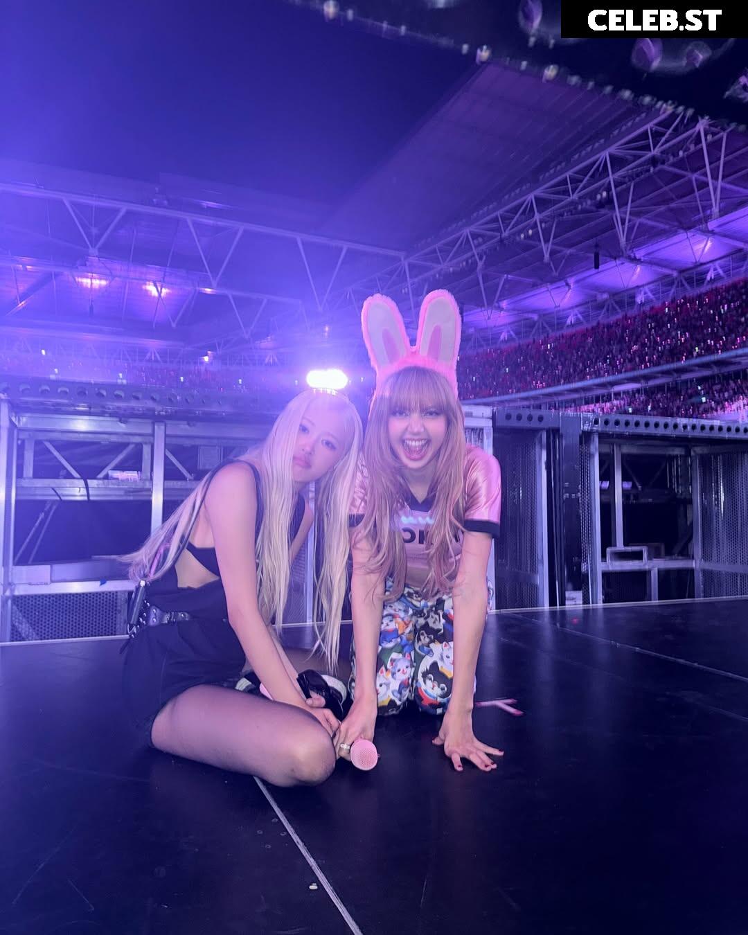 Lisa | BLΛƆKPIИK (Blackpink) Image 23657676