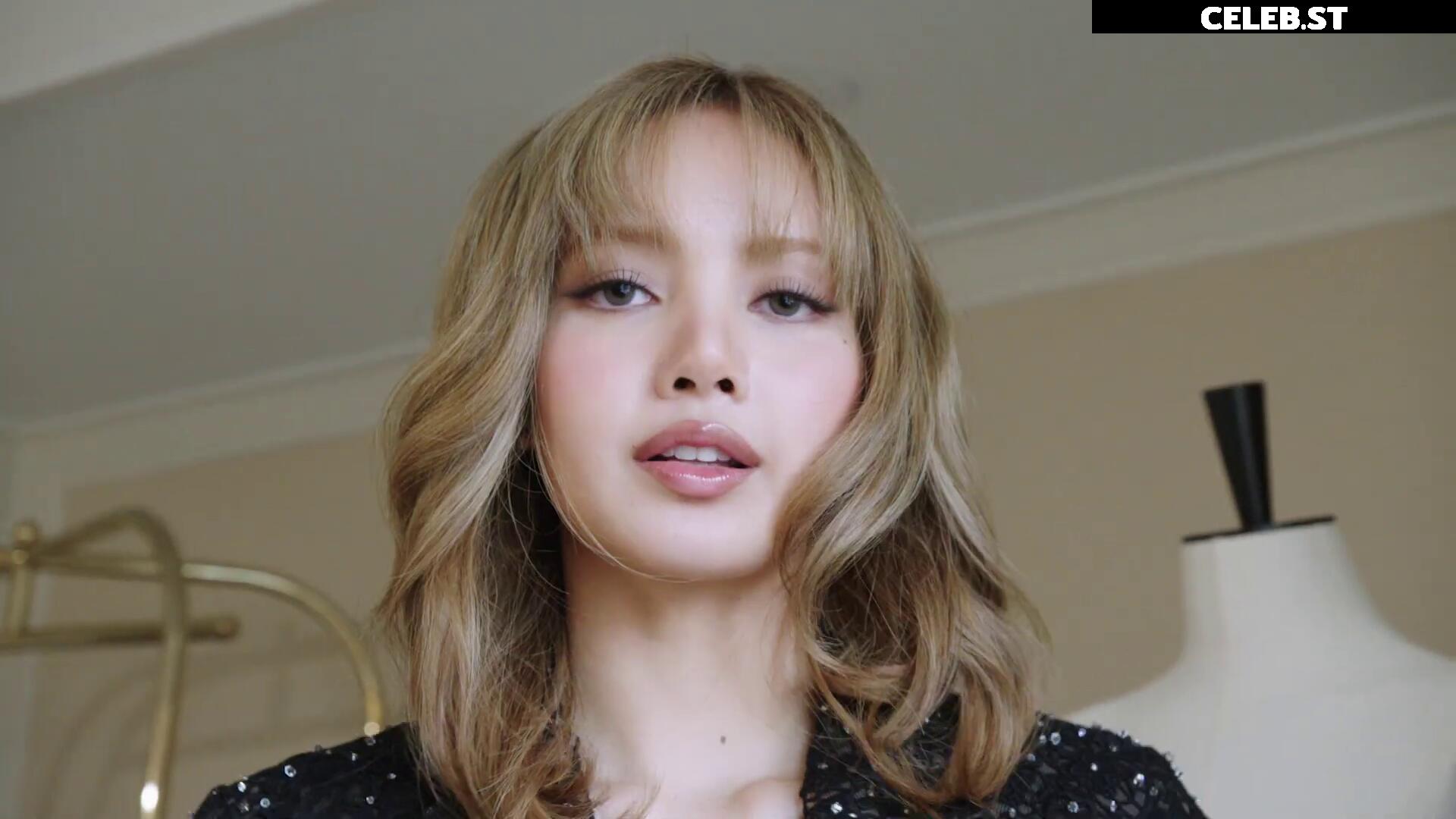Lisa | BLΛƆKPIИK (Blackpink) Image 23657156