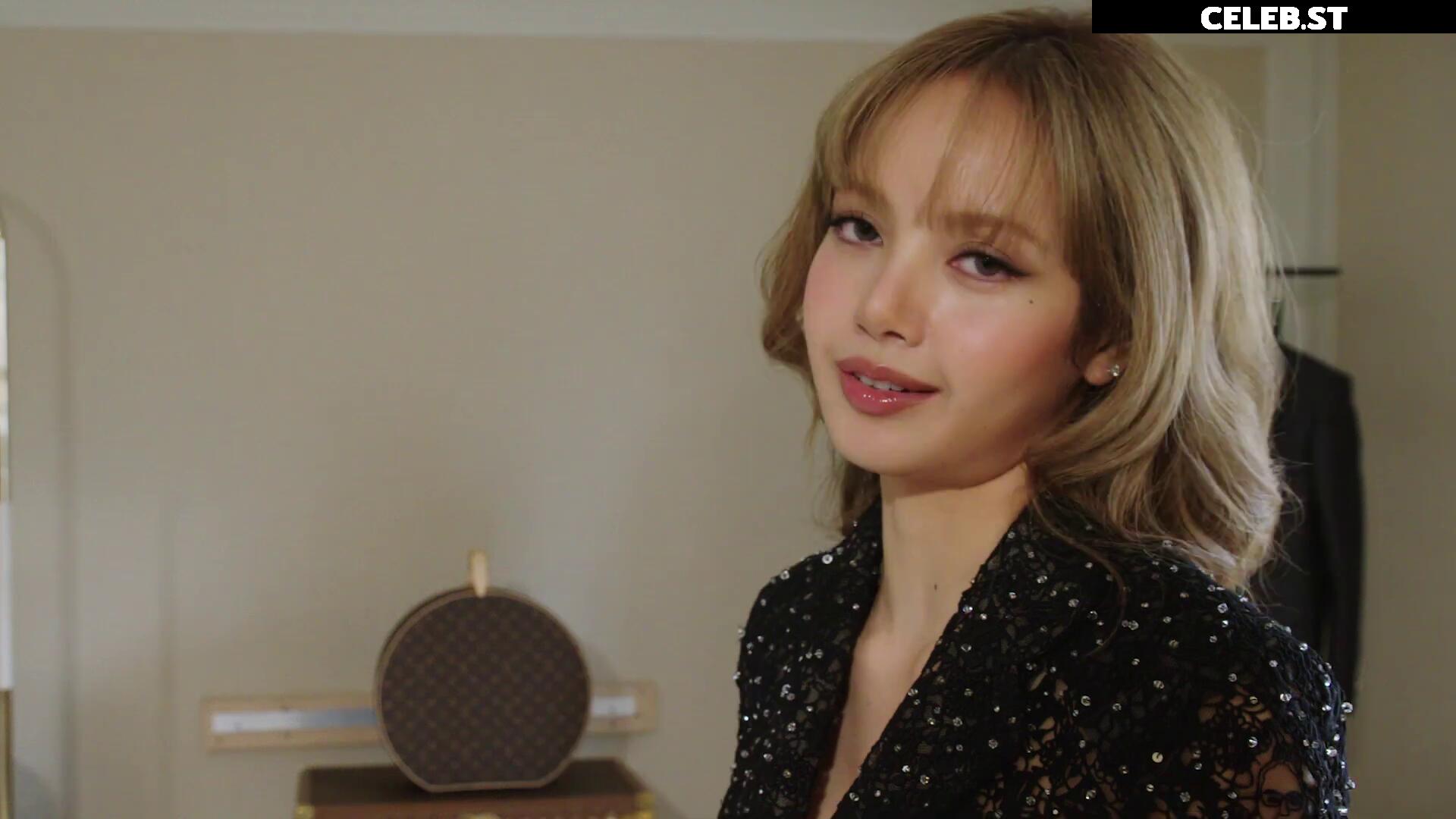 Lisa | BLΛƆKPIИK (Blackpink) Image 23657144