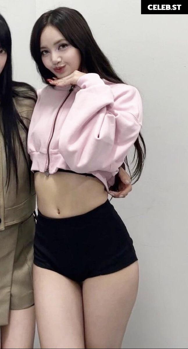 Lisa | BLΛƆKPIИK (Blackpink) Image 23657013