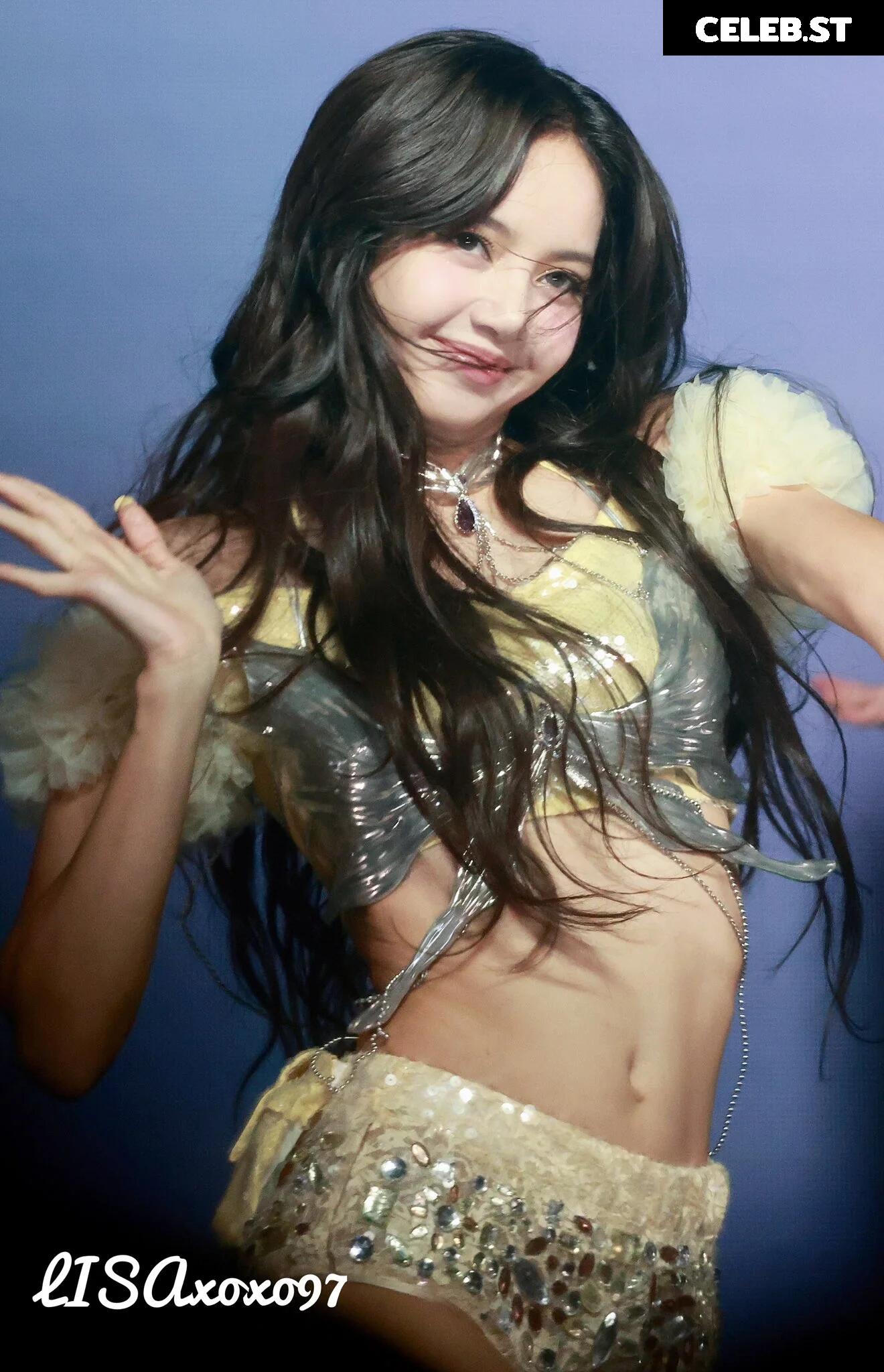 Lisa | BLΛƆKPIИK (Blackpink) Image 23657017