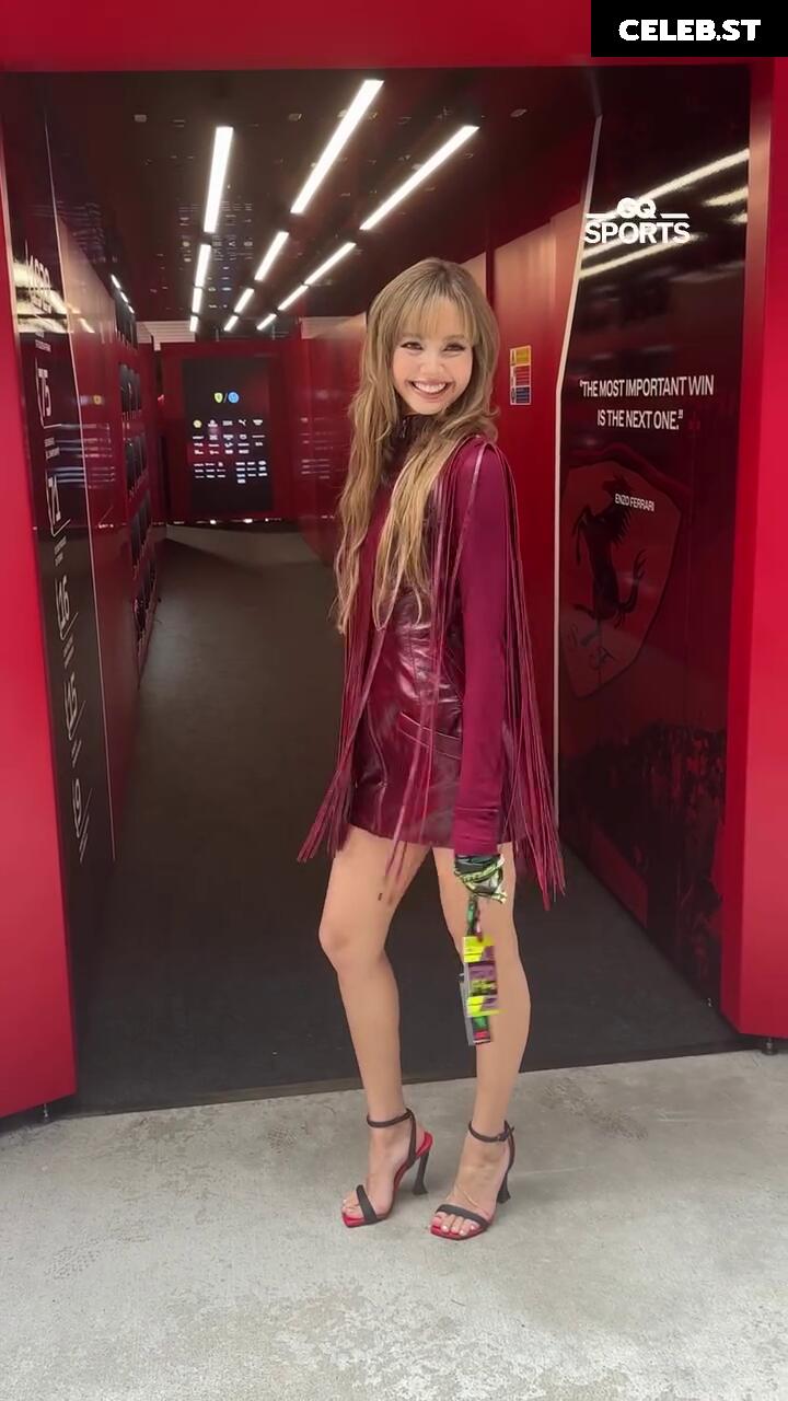 Lisa | BLΛƆKPIИK (Blackpink) Image 23657068