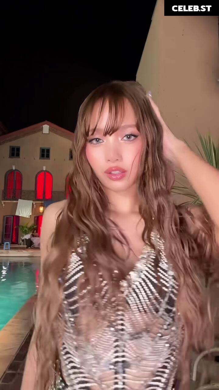Lisa | BLΛƆKPIИK (Blackpink) Image 23657322