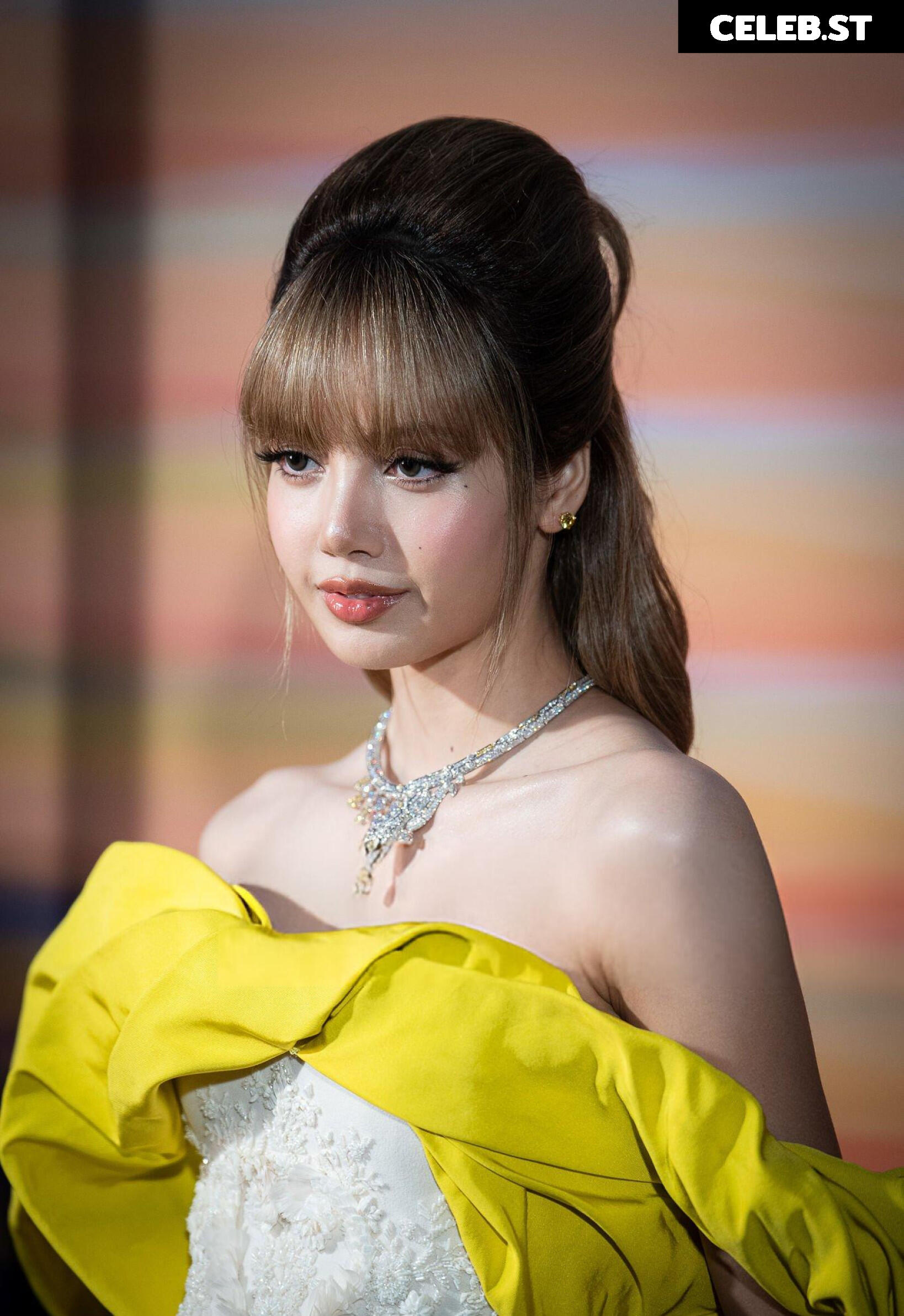 Lisa | BLΛƆKPIИK (Blackpink) Image 23657368