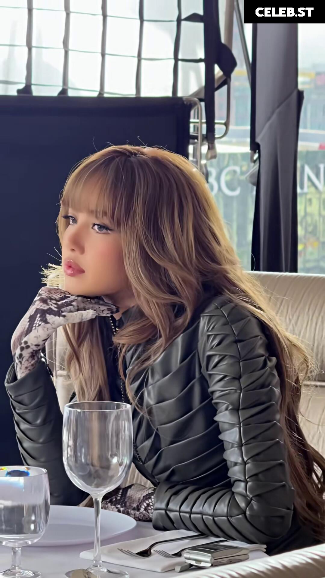 Lisa | BLΛƆKPIИK (Blackpink) Image 23657222