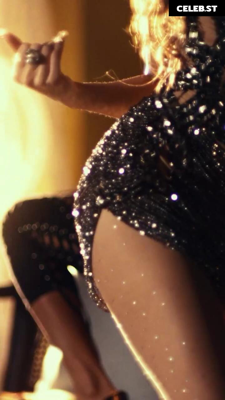Lisa | BLΛƆKPIИK (Blackpink) Image 23657205