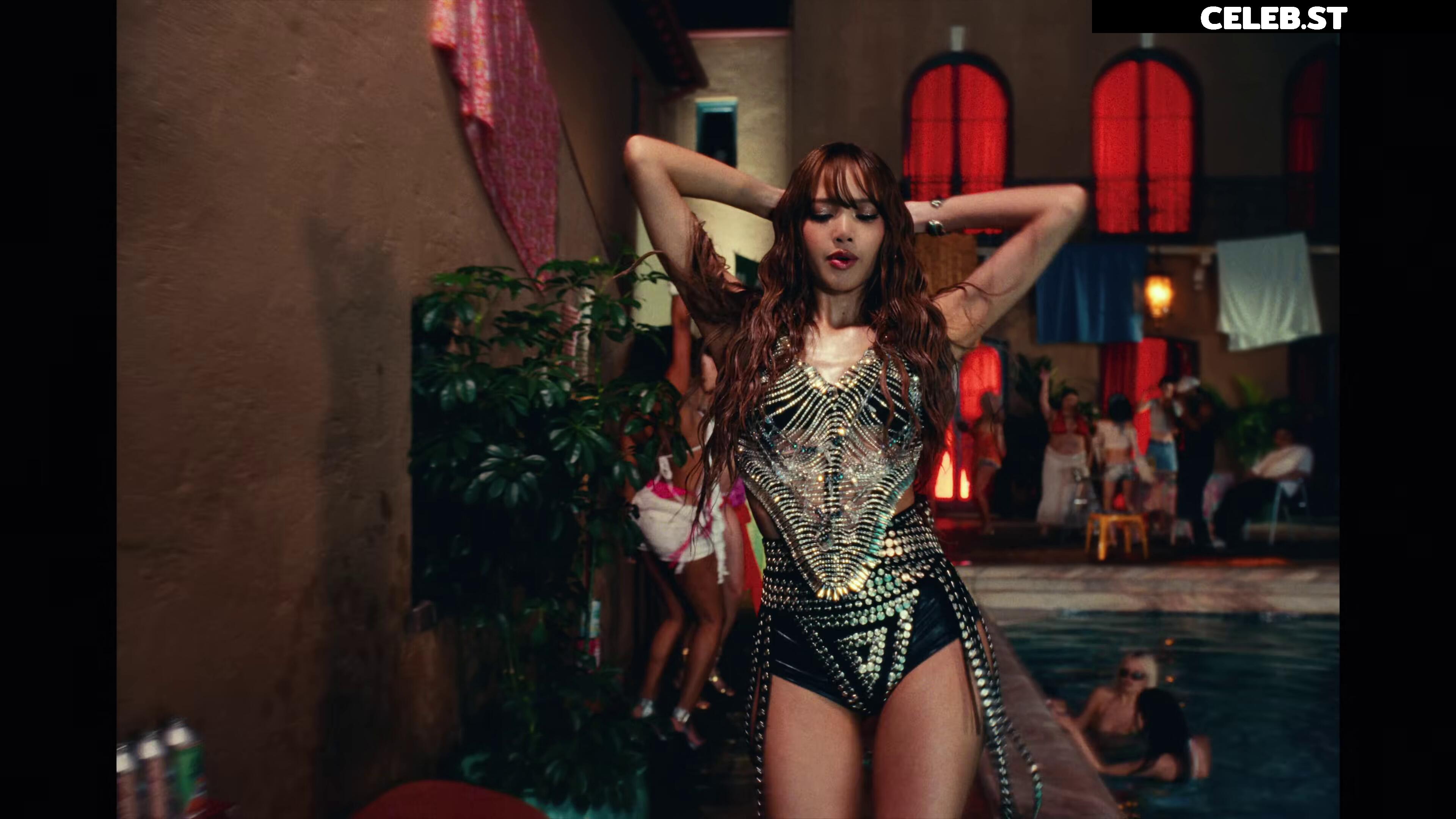 Lisa | BLΛƆKPIИK (Blackpink) Image 23657260