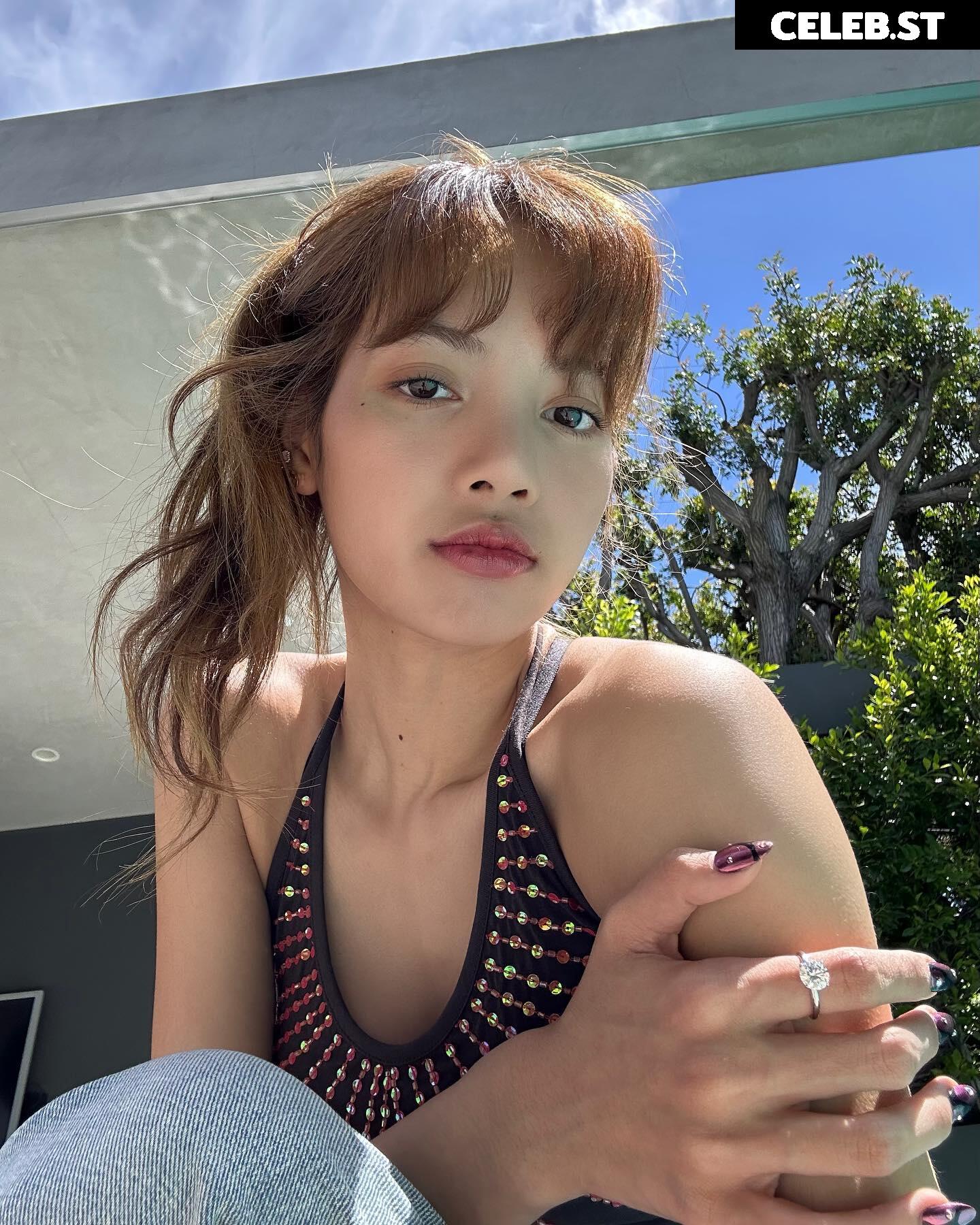 Lisa | BLΛƆKPIИK (Blackpink) Image 23656992