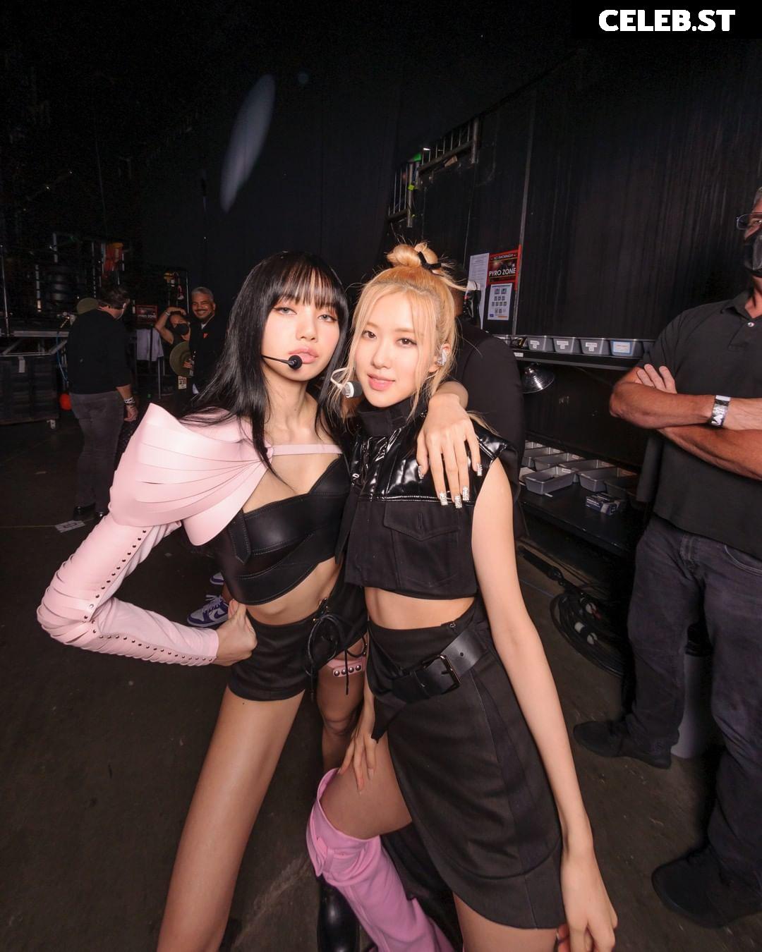Lisa | BLΛƆKPIИK (Blackpink) Image 23656889