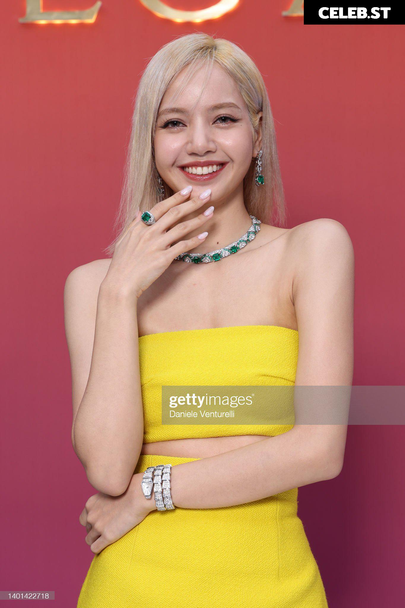 Lisa | BLΛƆKPIИK (Blackpink) Image 23656860