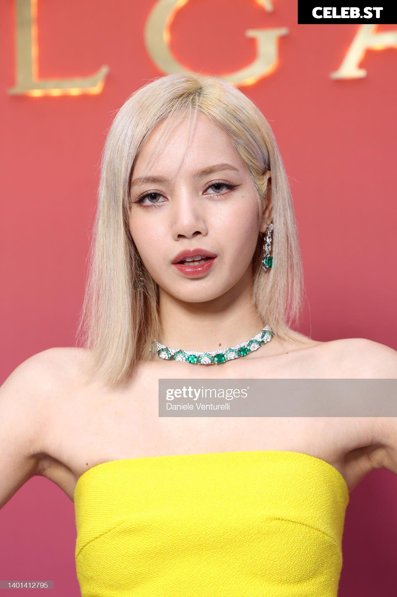Lisa | BLΛƆKPIИK (Blackpink) Image 23656858