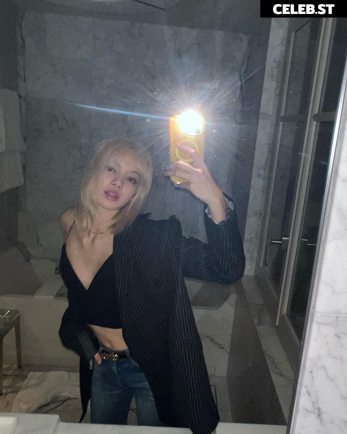 Lisa | BLΛƆKPIИK (Blackpink) Image 23656878