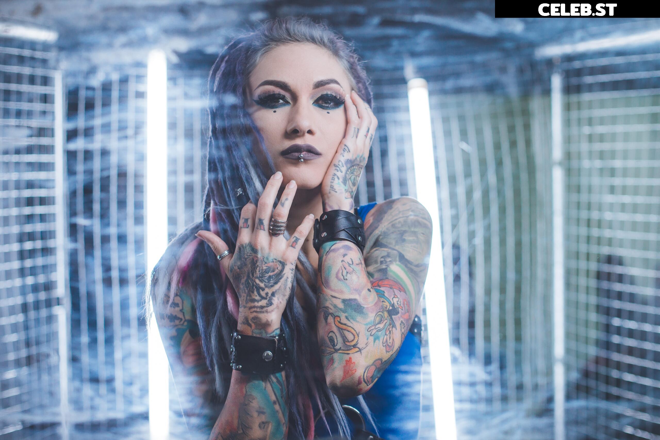Lena Scissorhands (Infected Rain) Image 23656627
