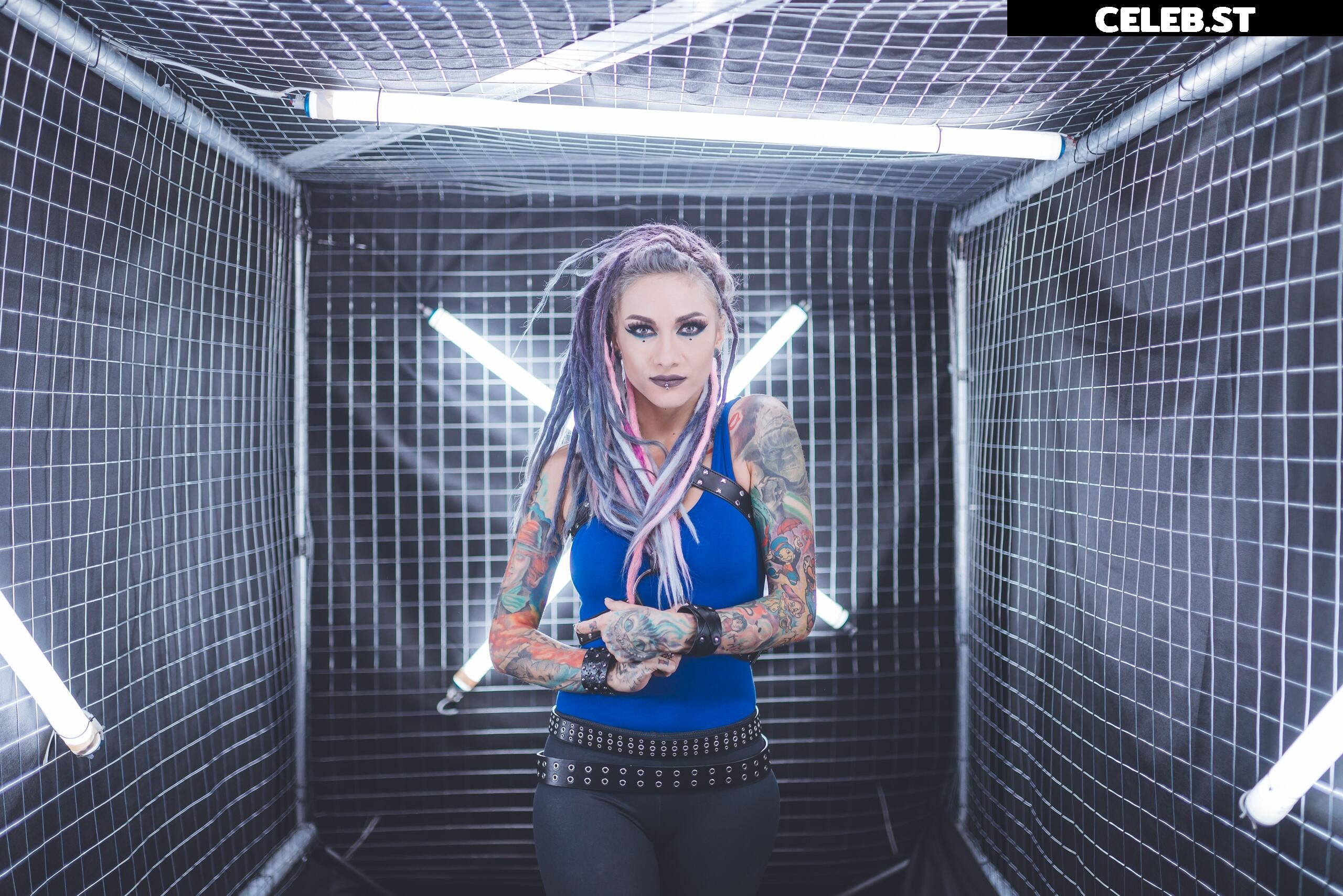 Lena Scissorhands (Infected Rain) Image 23656634