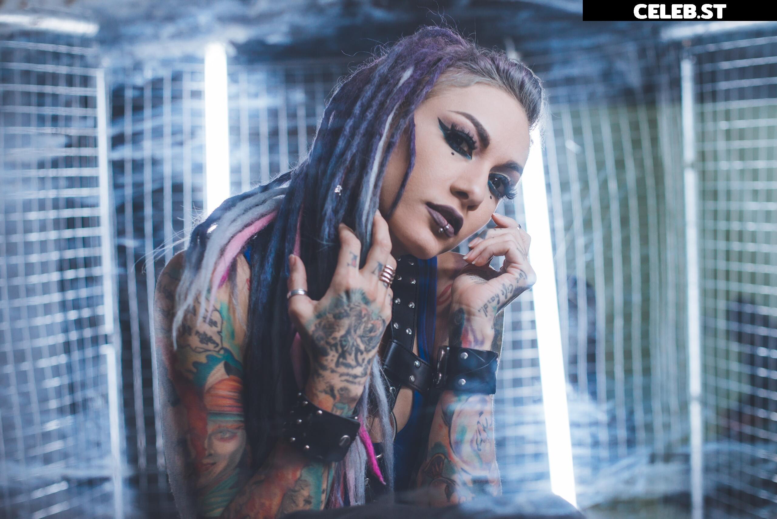 Lena Scissorhands (Infected Rain) Image 23656639