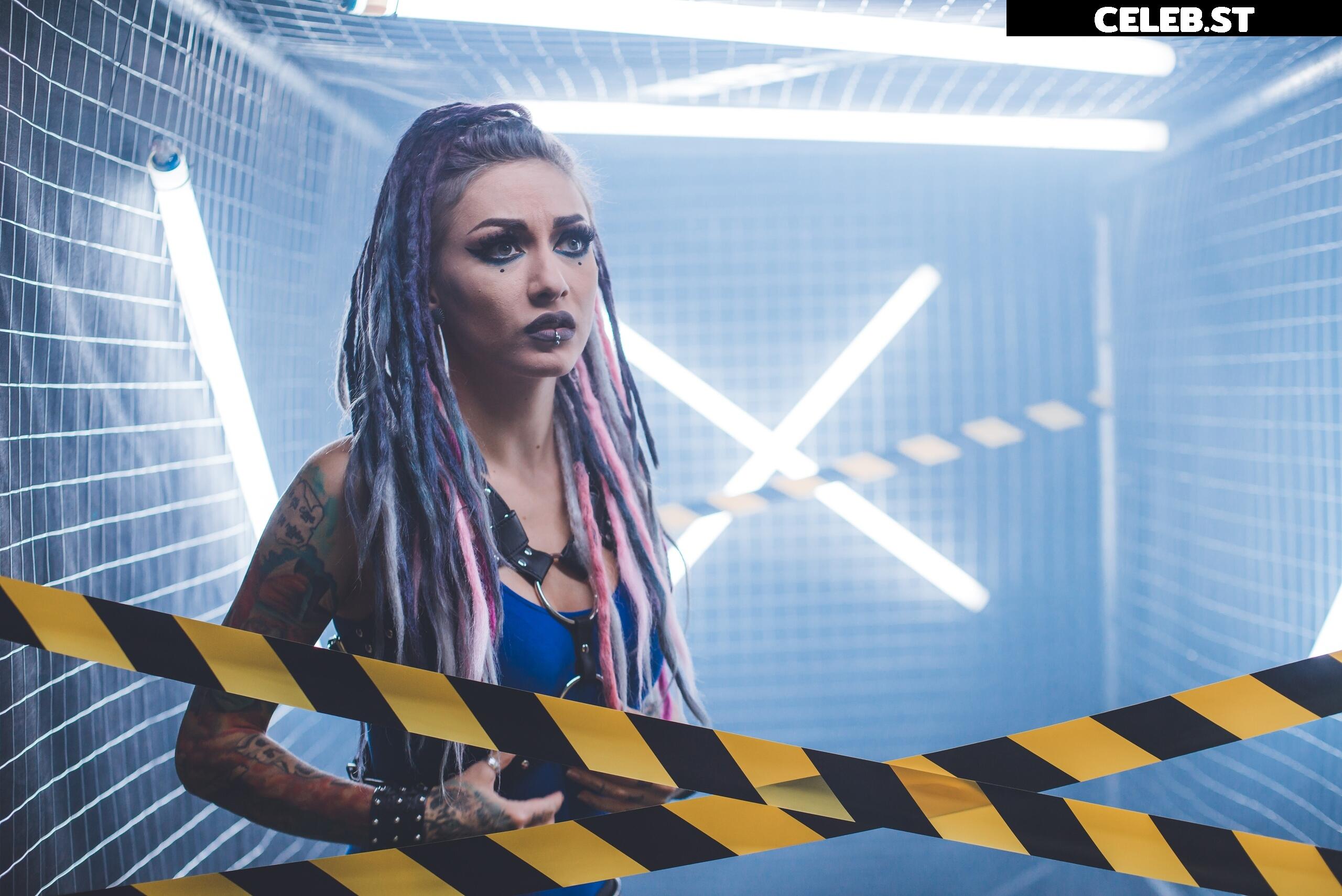 Lena Scissorhands (Infected Rain) Image 23656659