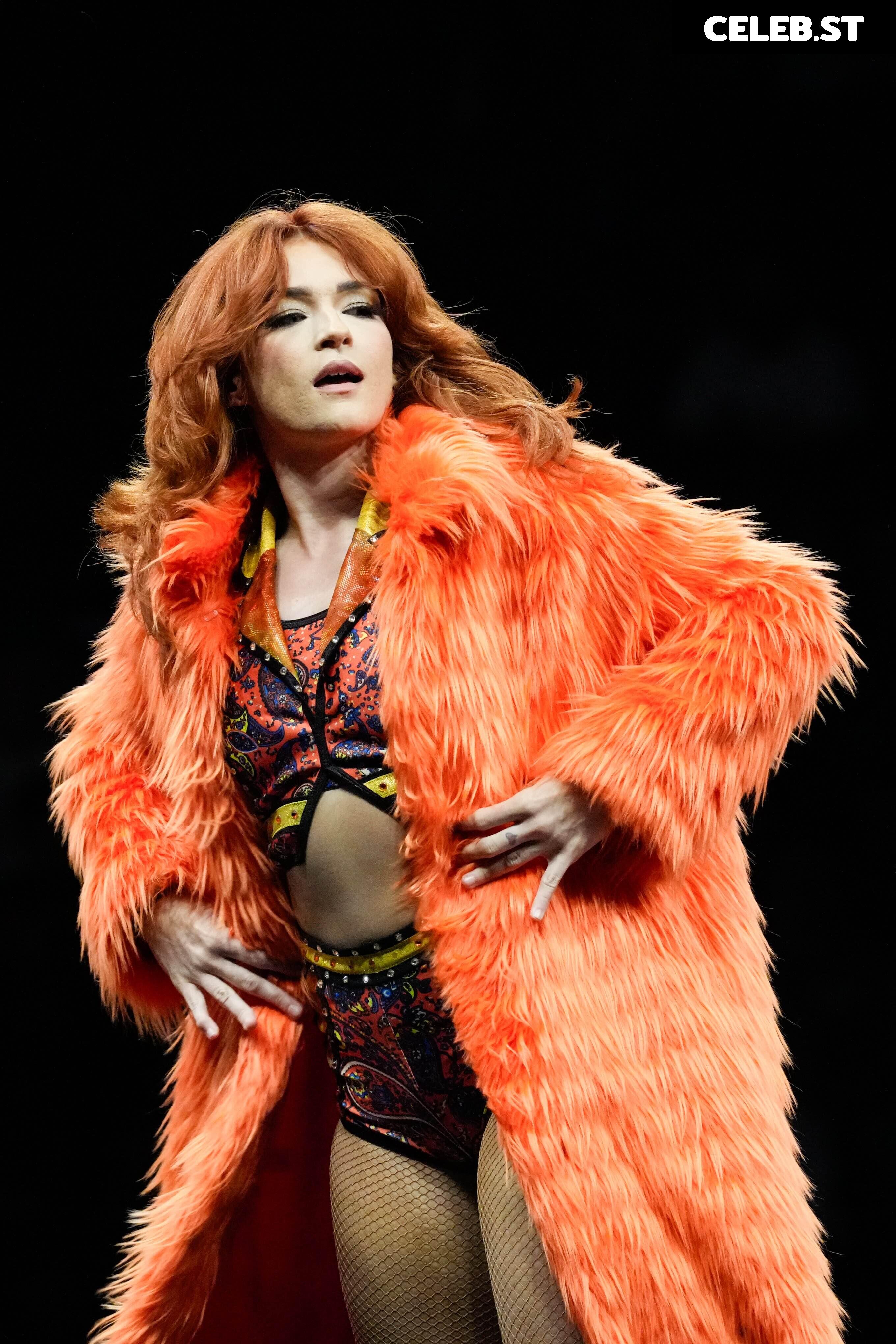 Jamie Hayter Image 23656371