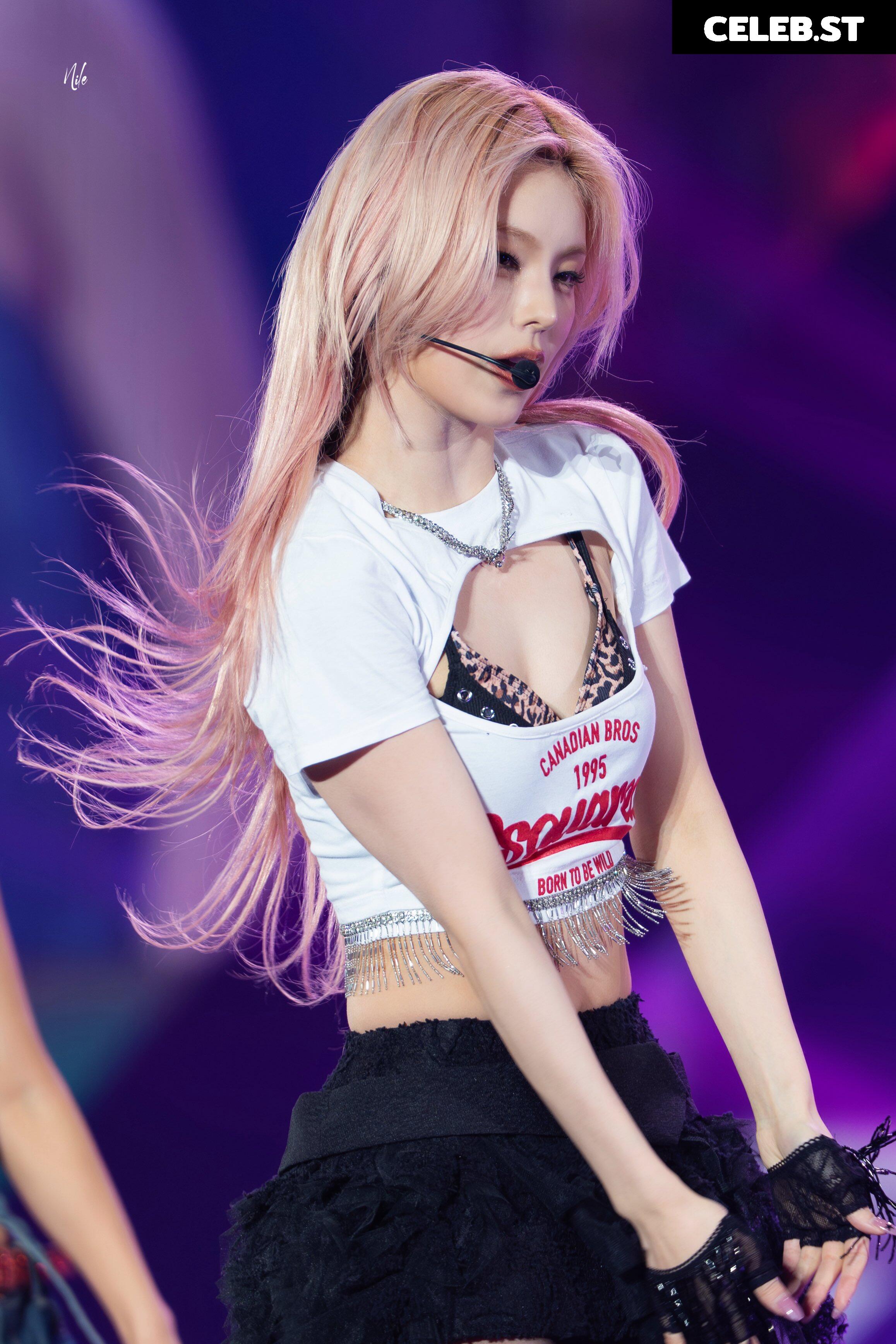 Yeji - ITZY (예지, Hwang Ye-ji) Image 23659881