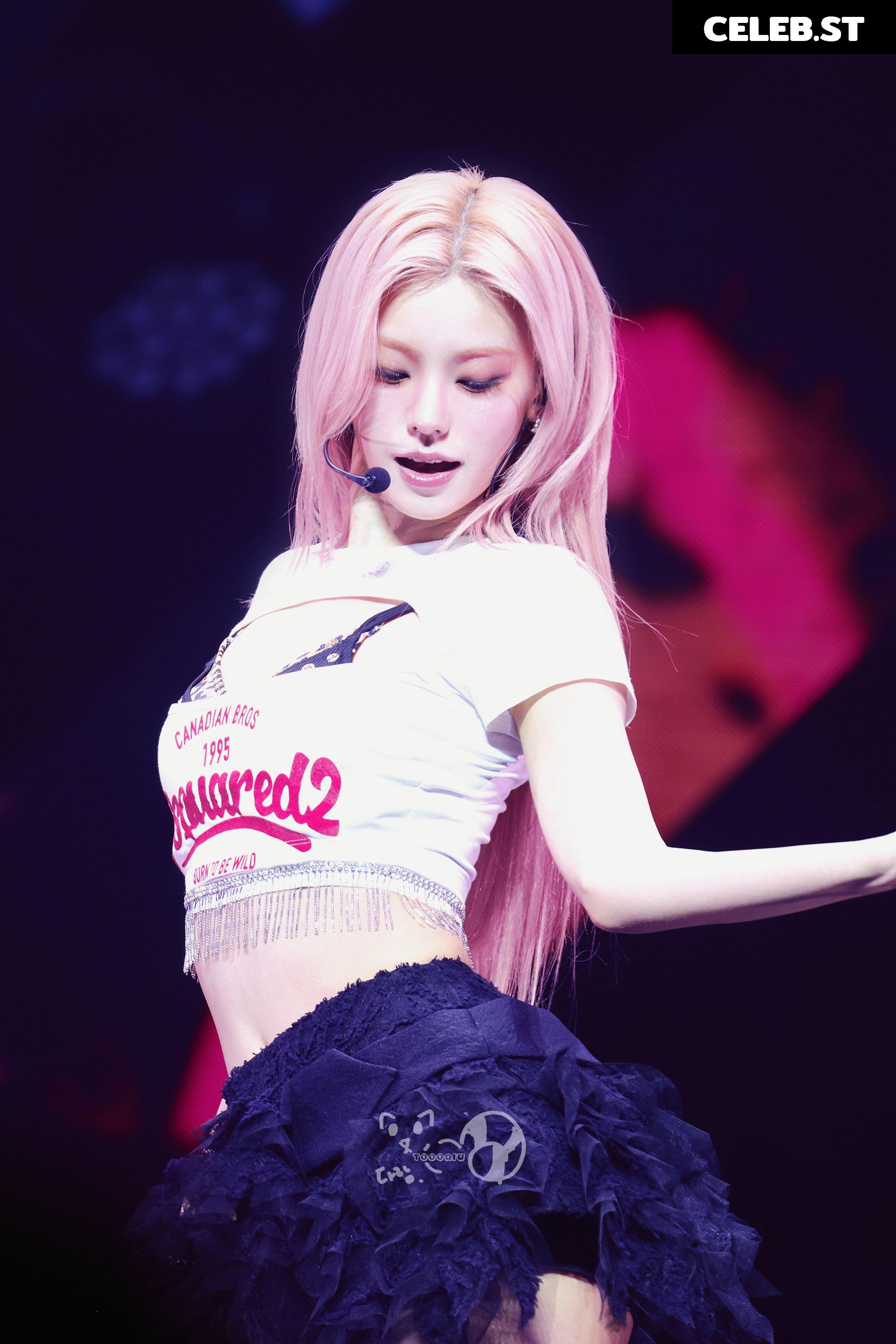 Yeji - ITZY (예지, Hwang Ye-ji) Image 23659813